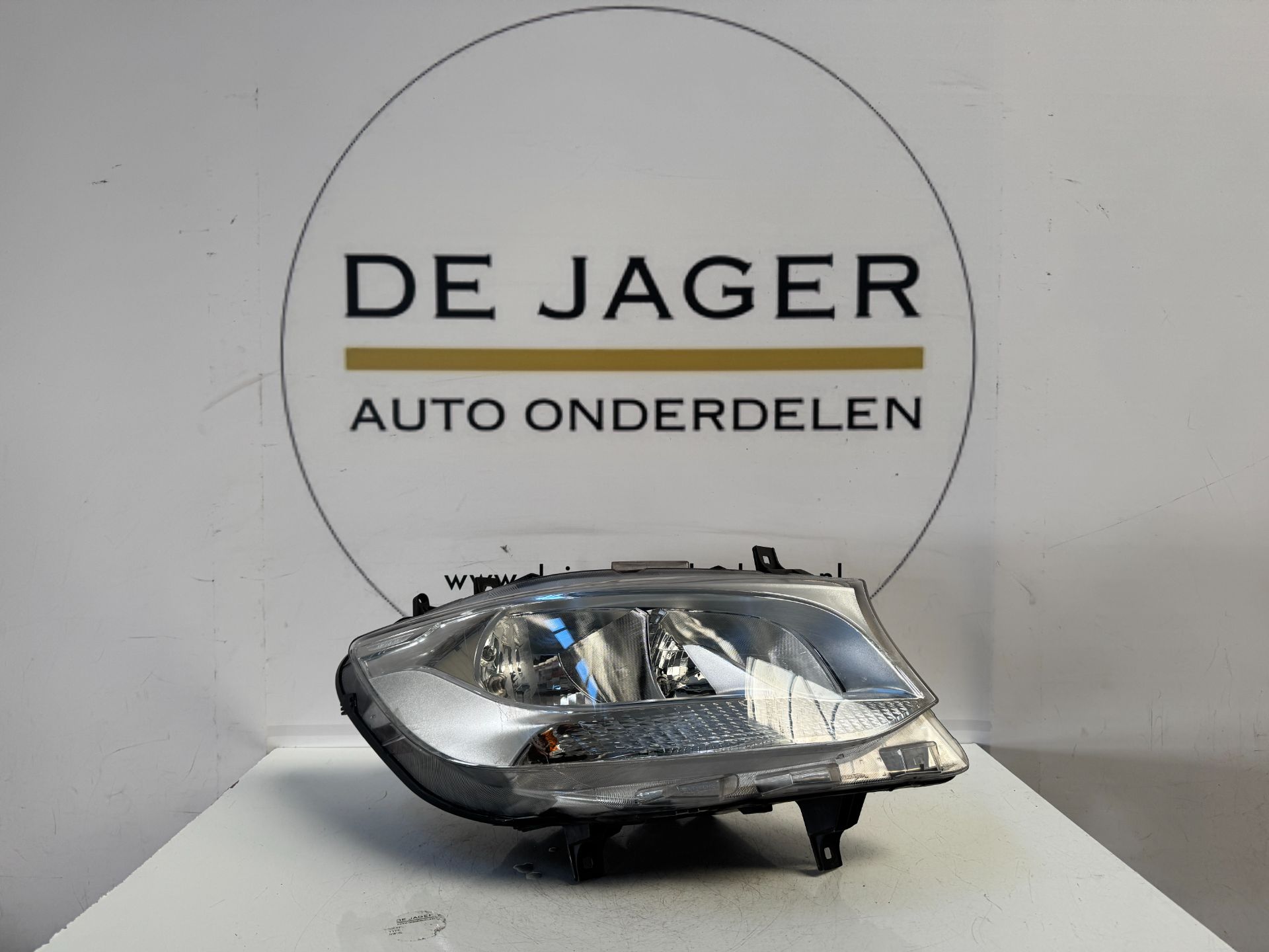 MERCEDES SPRINTER W910 W907 KOPLAMP RECHTS A9109060100