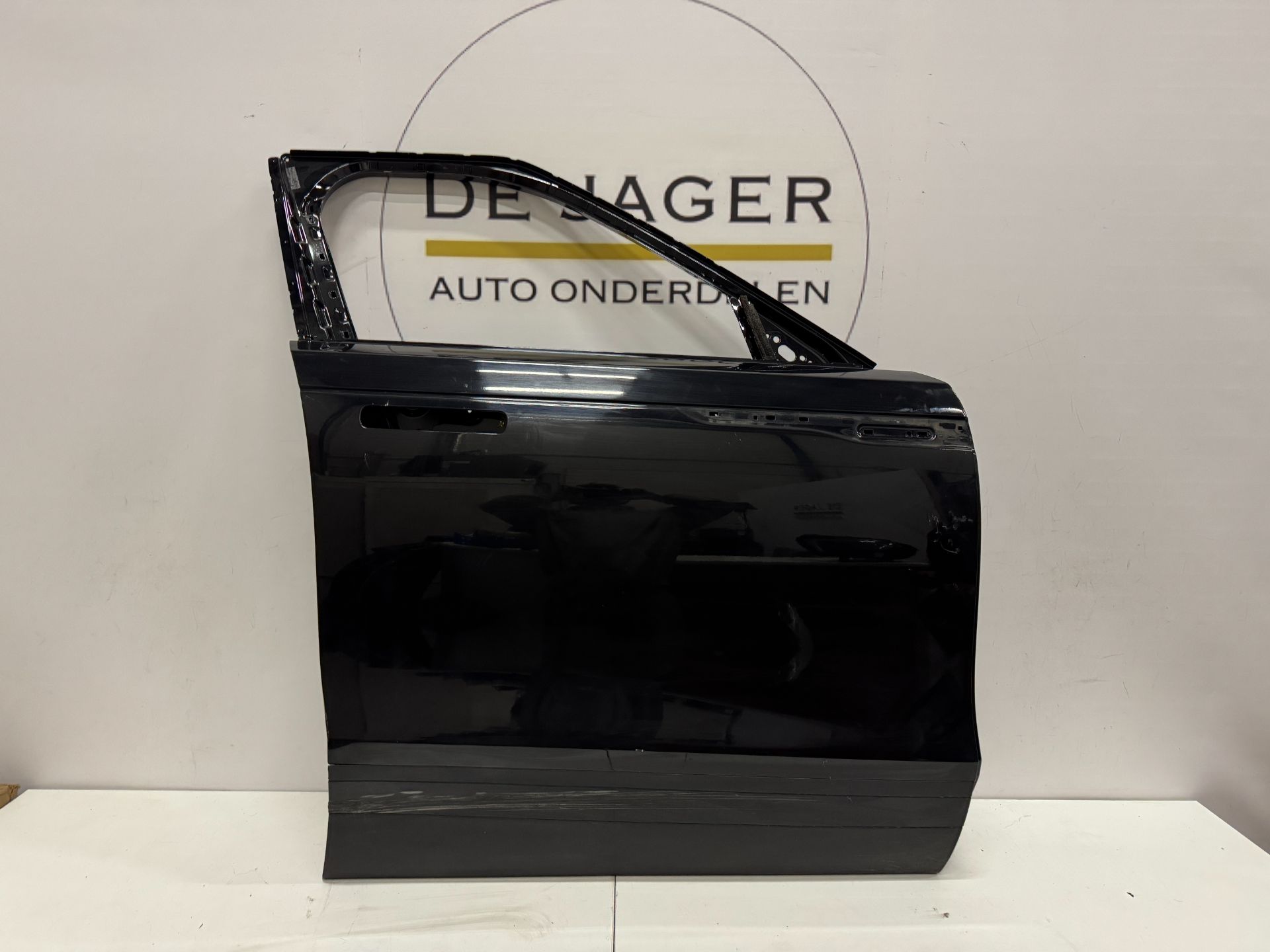 RANGE ROVER L560 VELAR DEUR PORTIER RECHTS VOOR