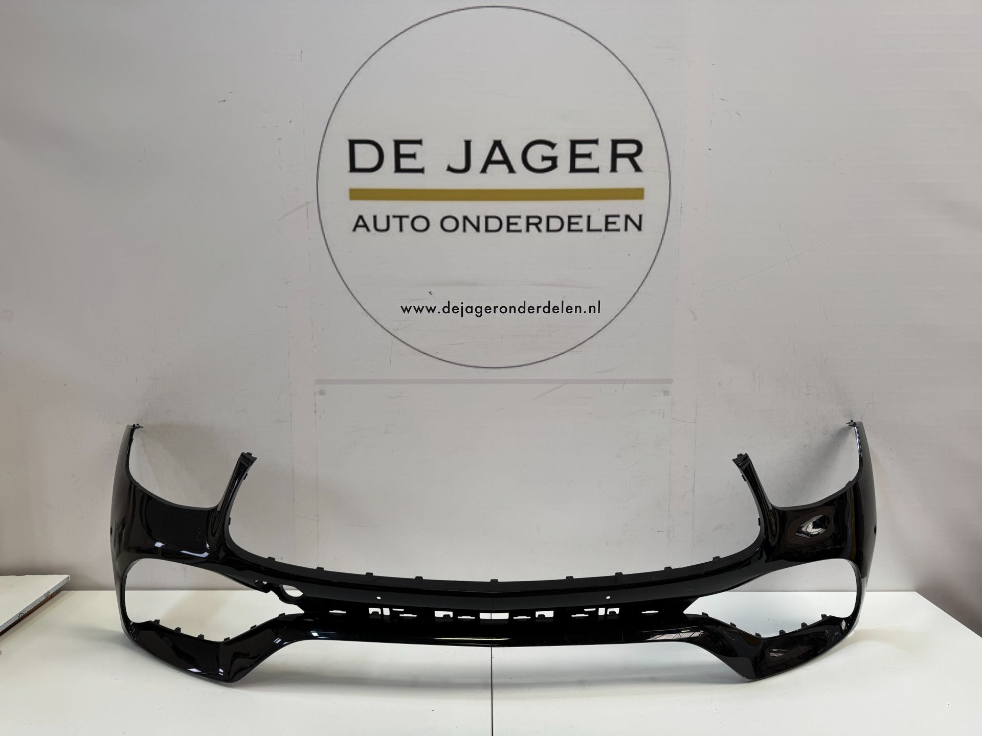 Pare-chocs avant relooké pour Mercedes W253 GLC AMG A2538855703