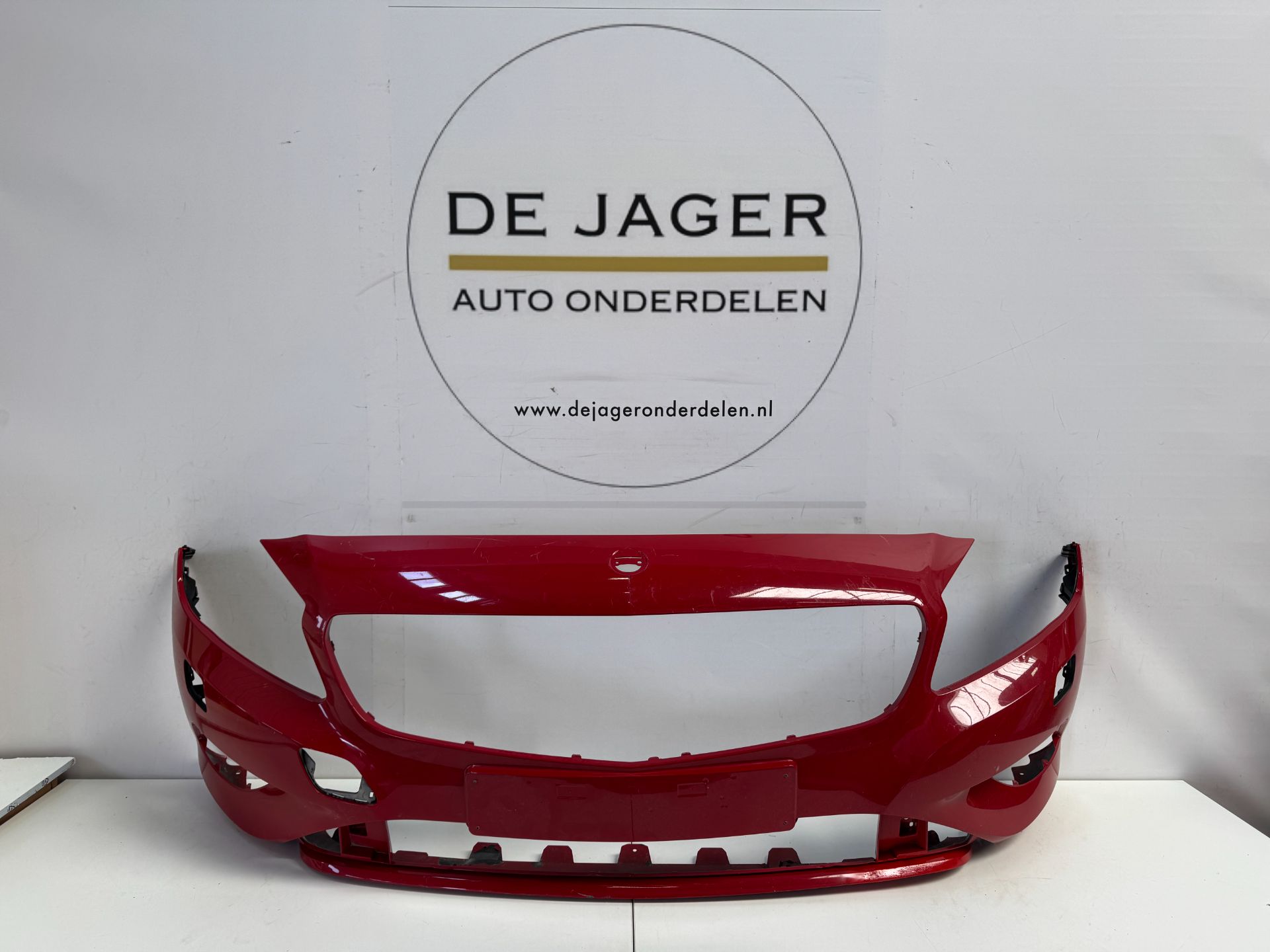 MERCEDES A KLASSE W176 VOORBUMPER BUMPER 6X PDC A1768850025