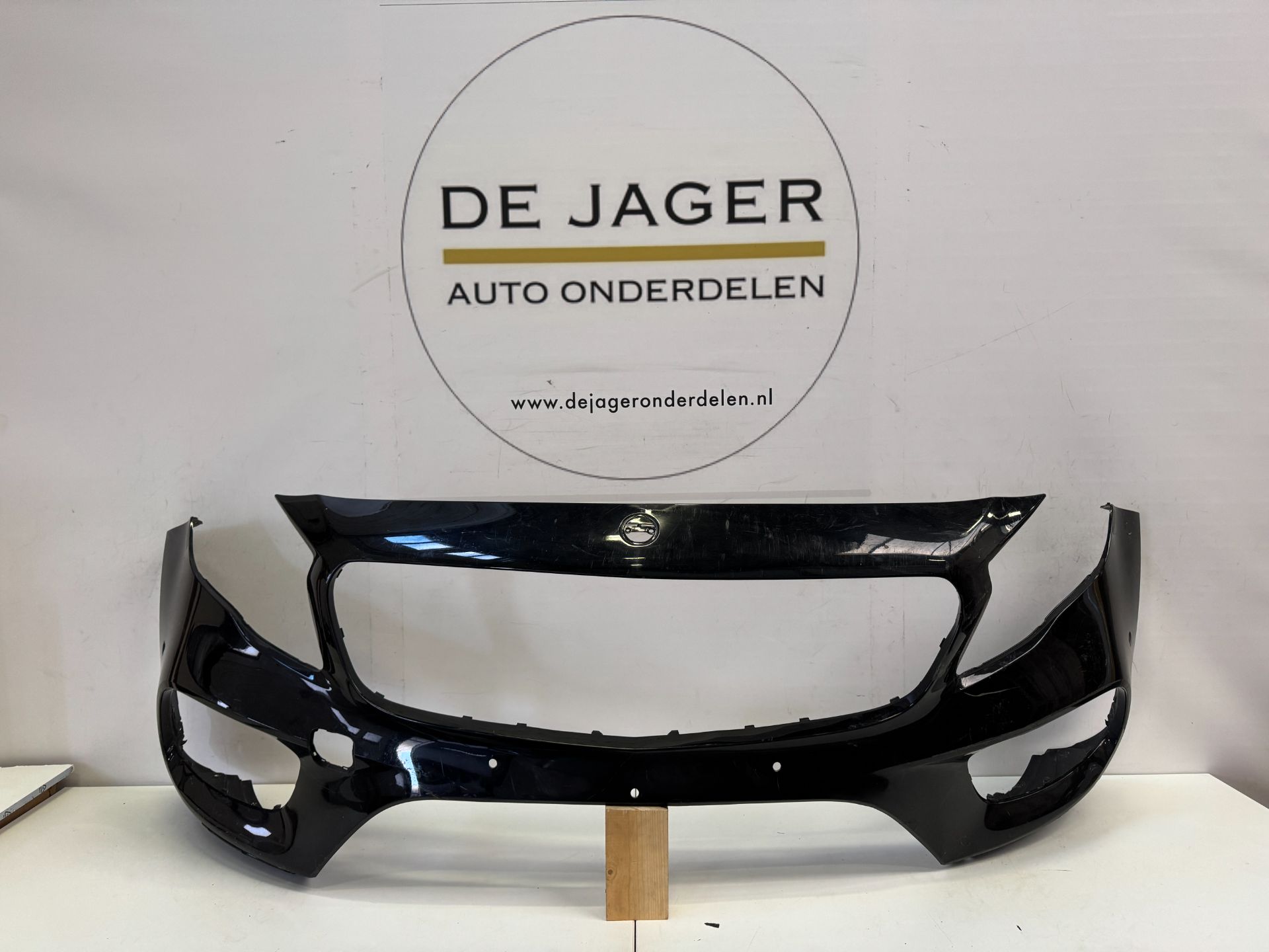 MB W156 GLA AMG FACELIFT VOORBUMPER BUMPER PDC A1568800901