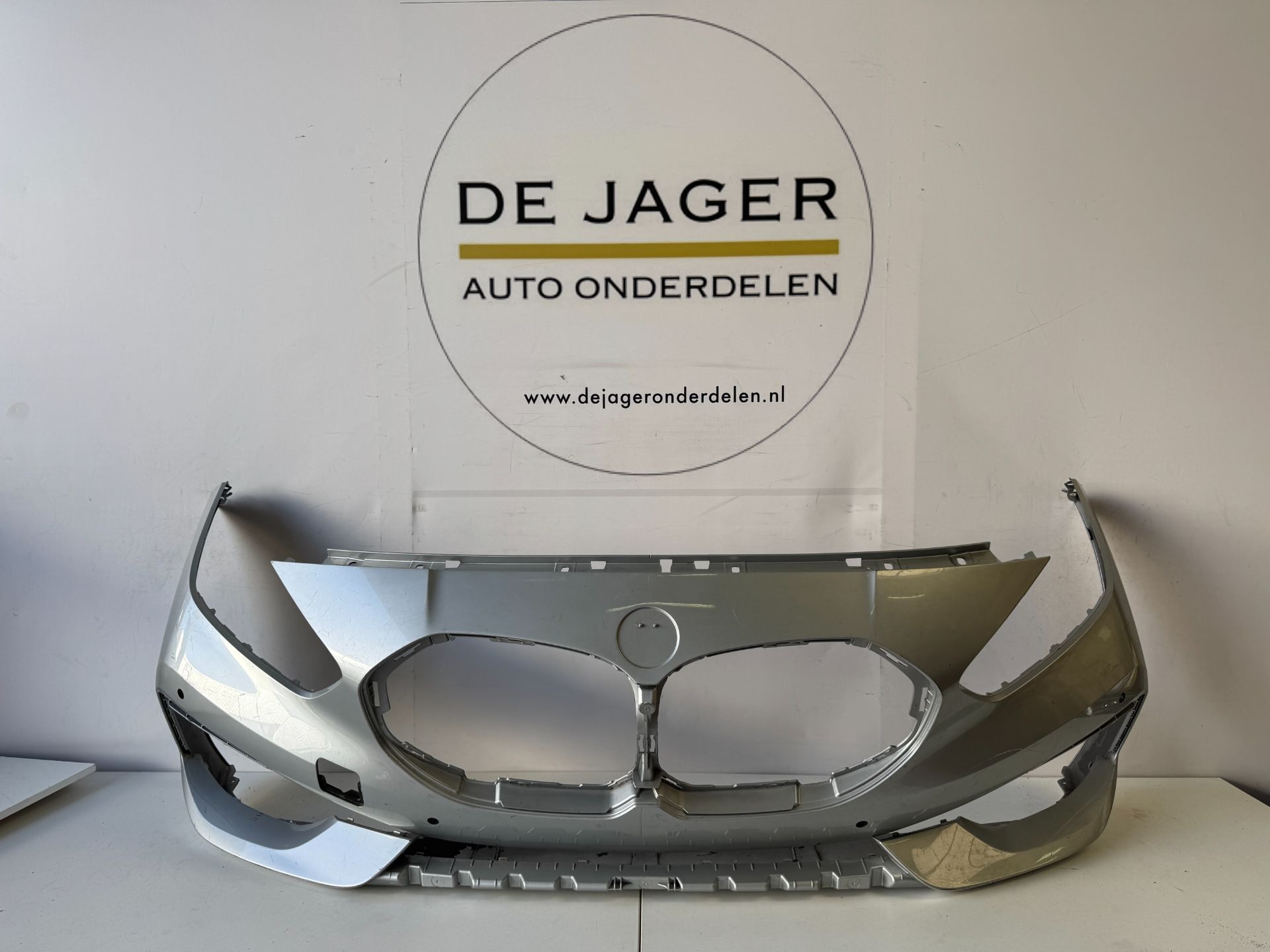 BMW 1 SERIE F40 SPORTLINE VOORBUMPER BUMPER 51117459708