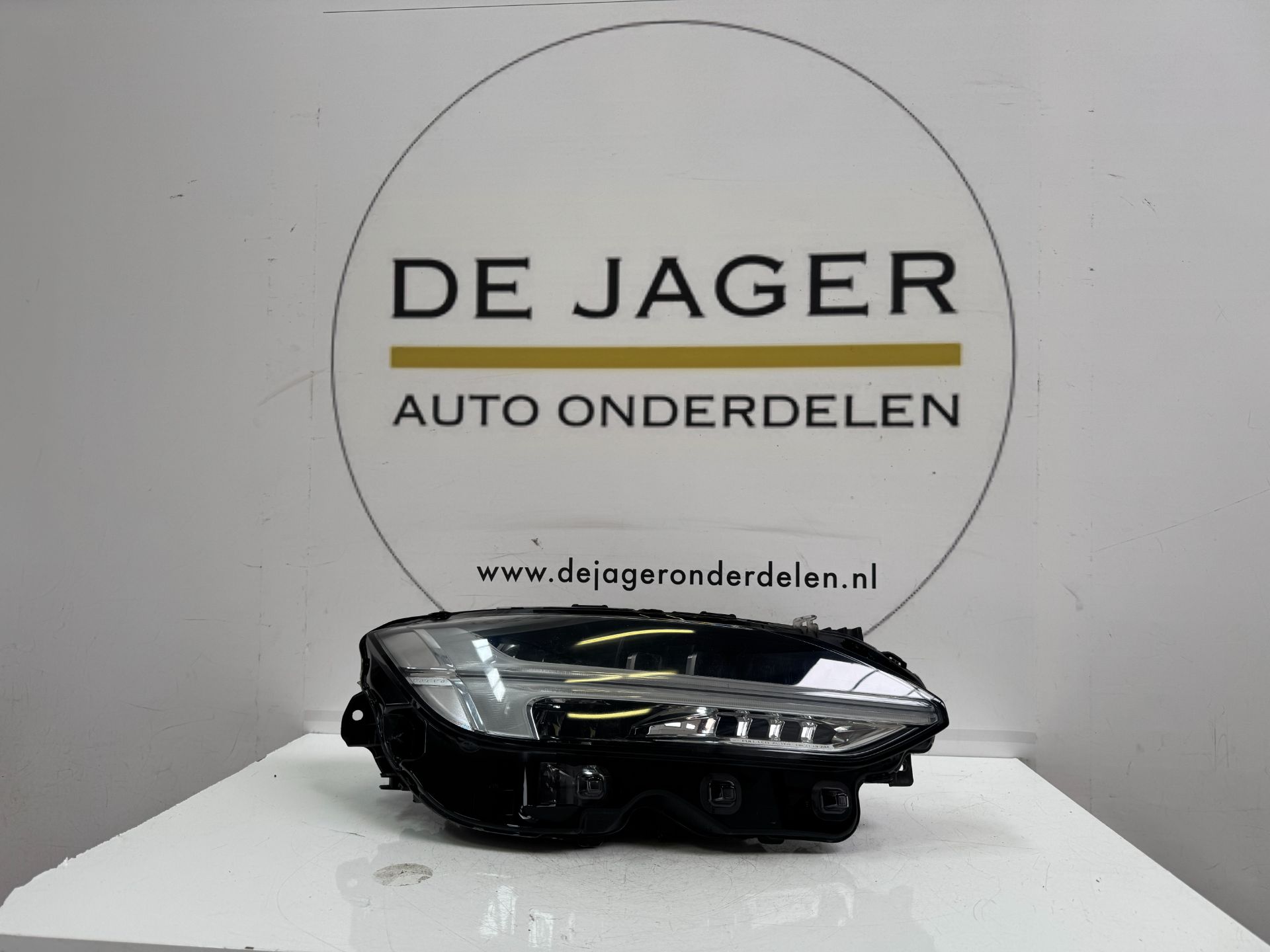 VOLVO S90 V90 VOL LED KOPLAMP RECHTS 32228311