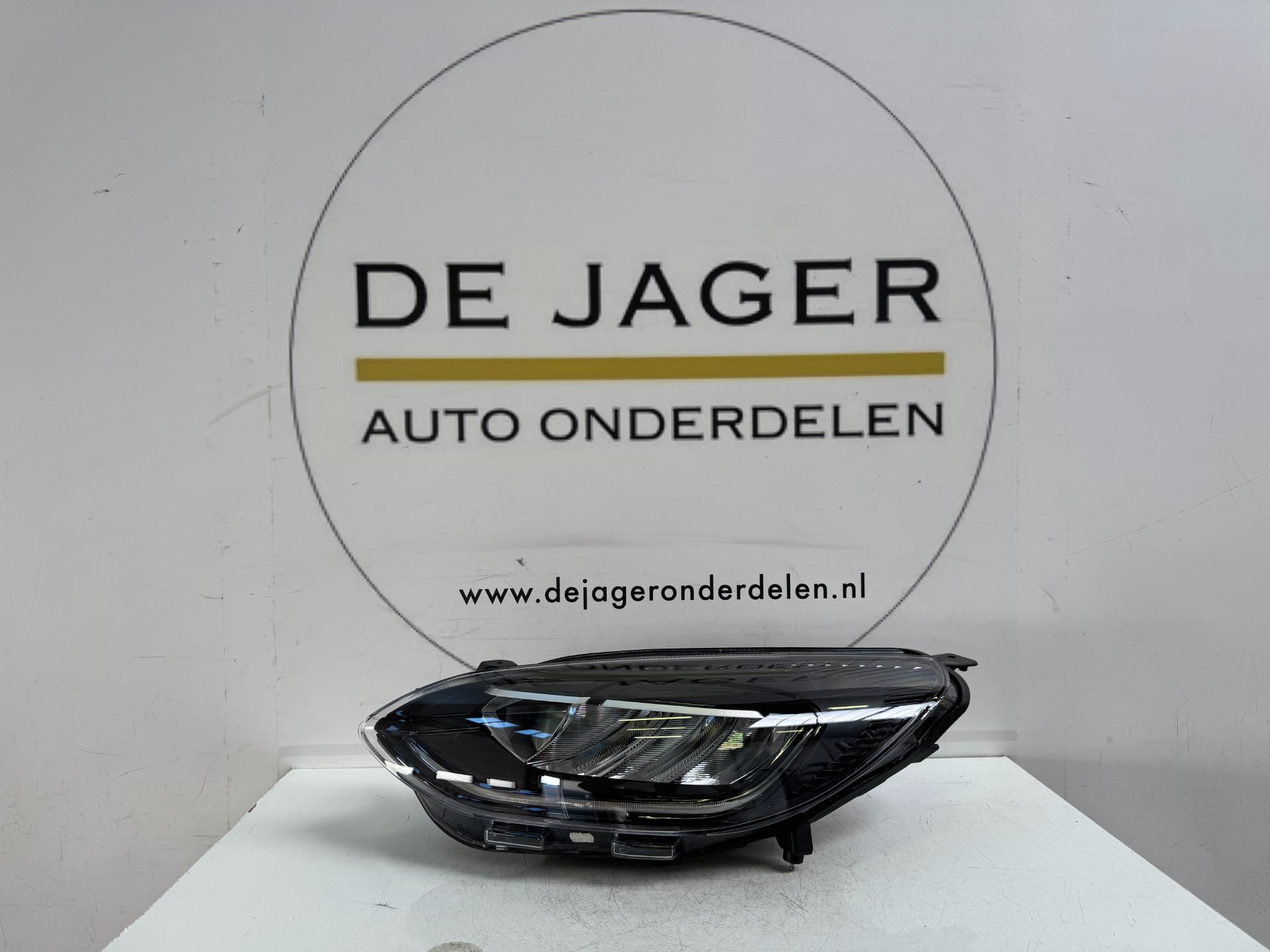 FORD FIESTA MK8 FACELIFT LED KOPLAMP LINKS N1BB-13E015-CG