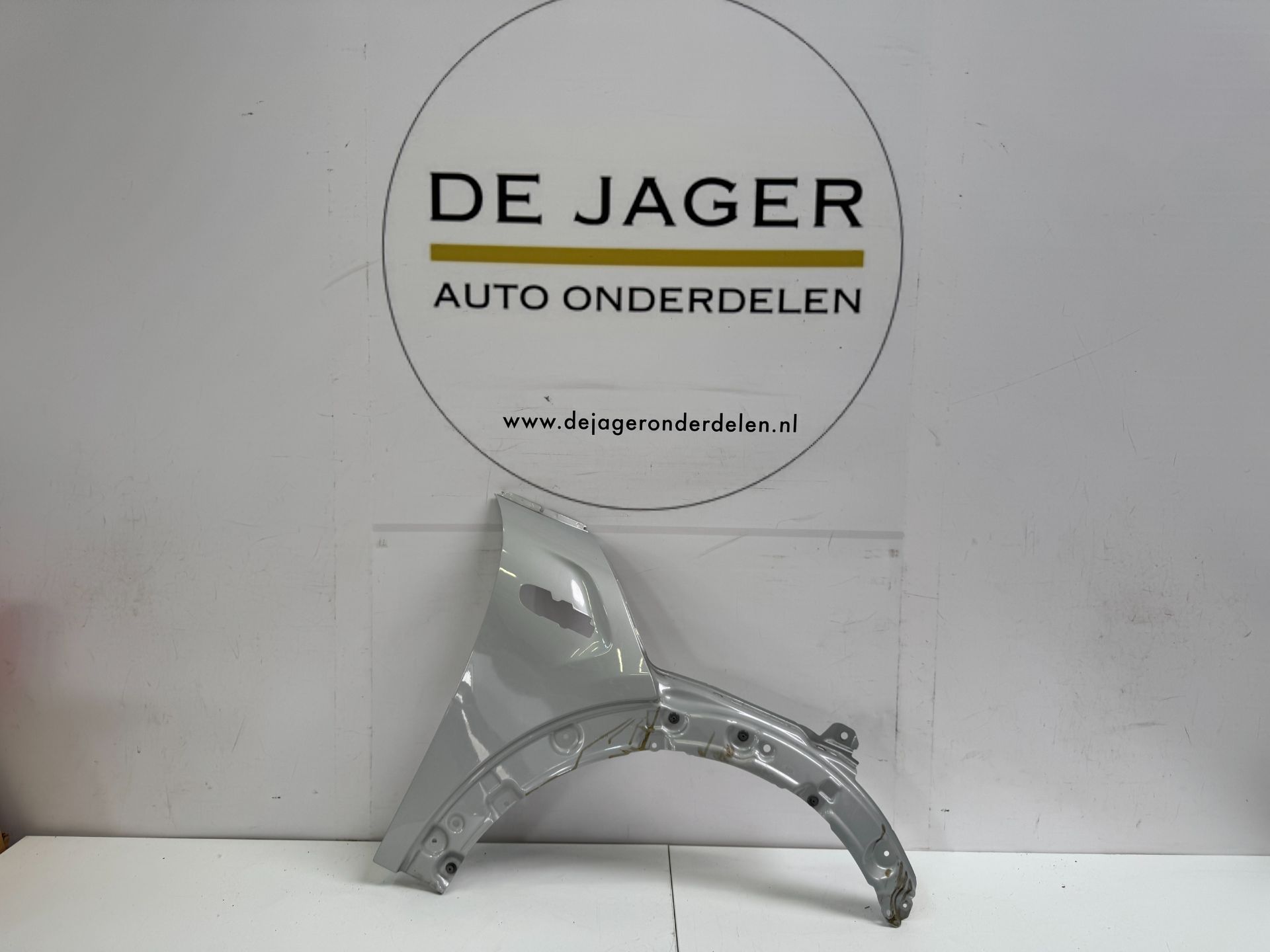 MINI F55 F56 F57 ZIJSCHERM SPATBORD RECHTSVOOR 2014-