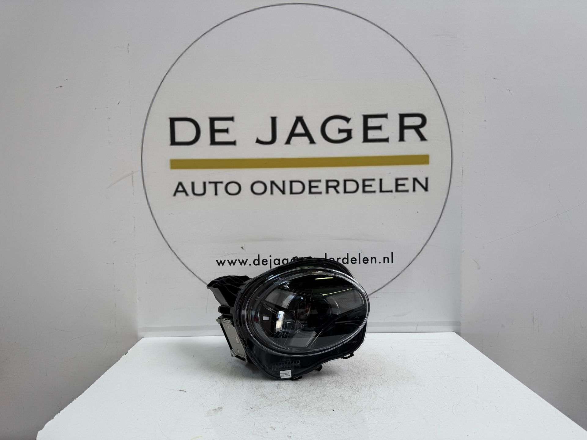 NISSAN JUKE F16 VOL LED KOPLAMP RECHTS 260106PN0A