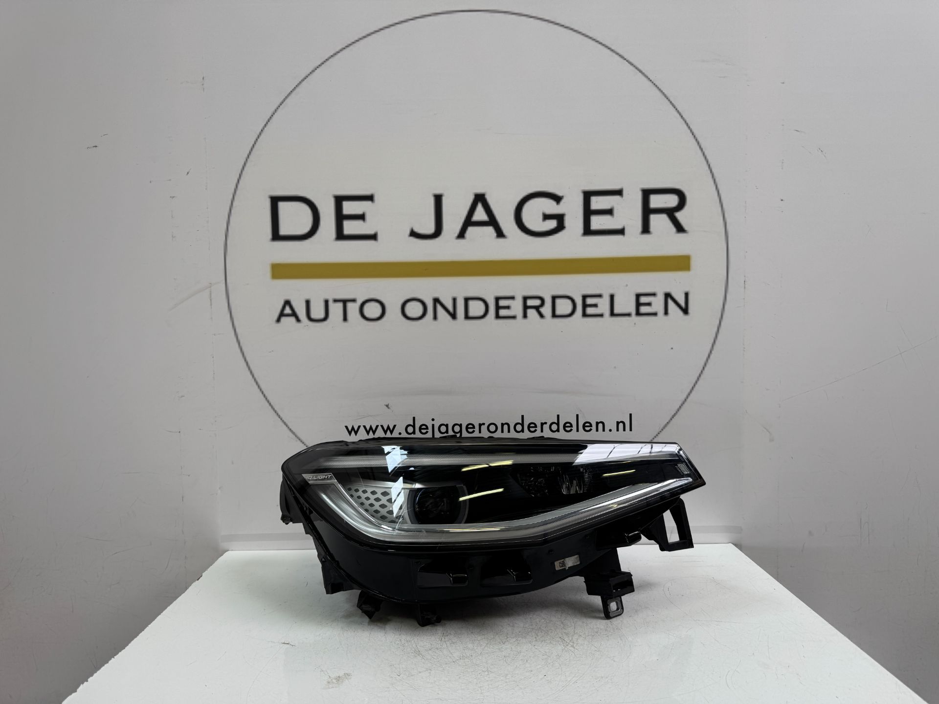 VW ID4 ID 4 IQ LIGHT VOL LED KOPLAMP RECHTS 11B941036H