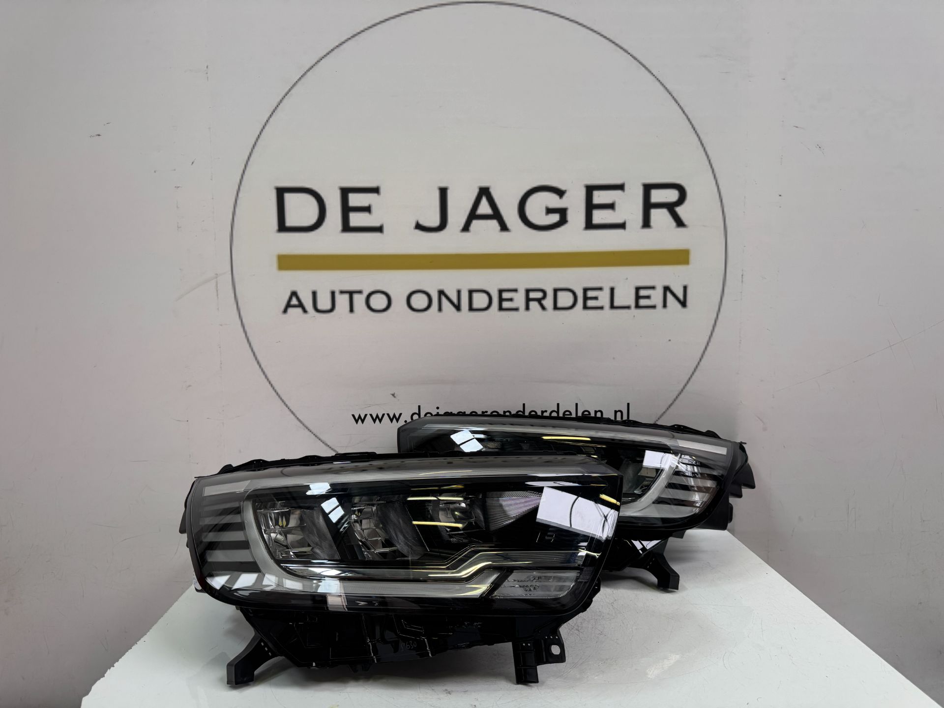 RENAULT KANGOO EXPRESS LED KOPLAMPEN 260608525R 260103264R