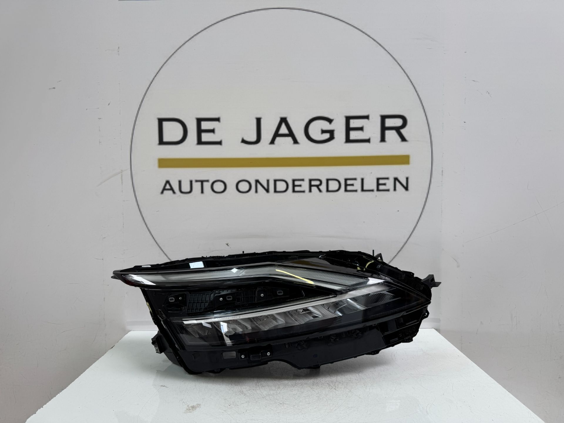 NISSAN QASHQAI J12 ADAPTIVE KOPLAMP RECHTS NIEUW 100-8D02J
