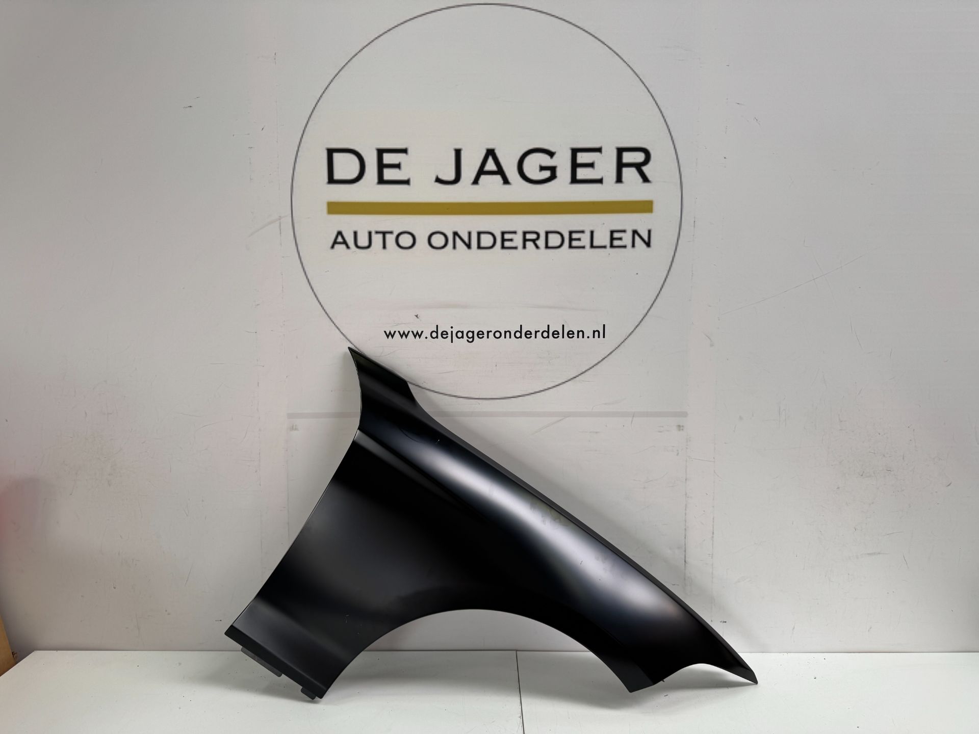 BMW 1 SERIE F20 F21 ZIJSCHERM VOORSCHERM SPATBORD RECHTS