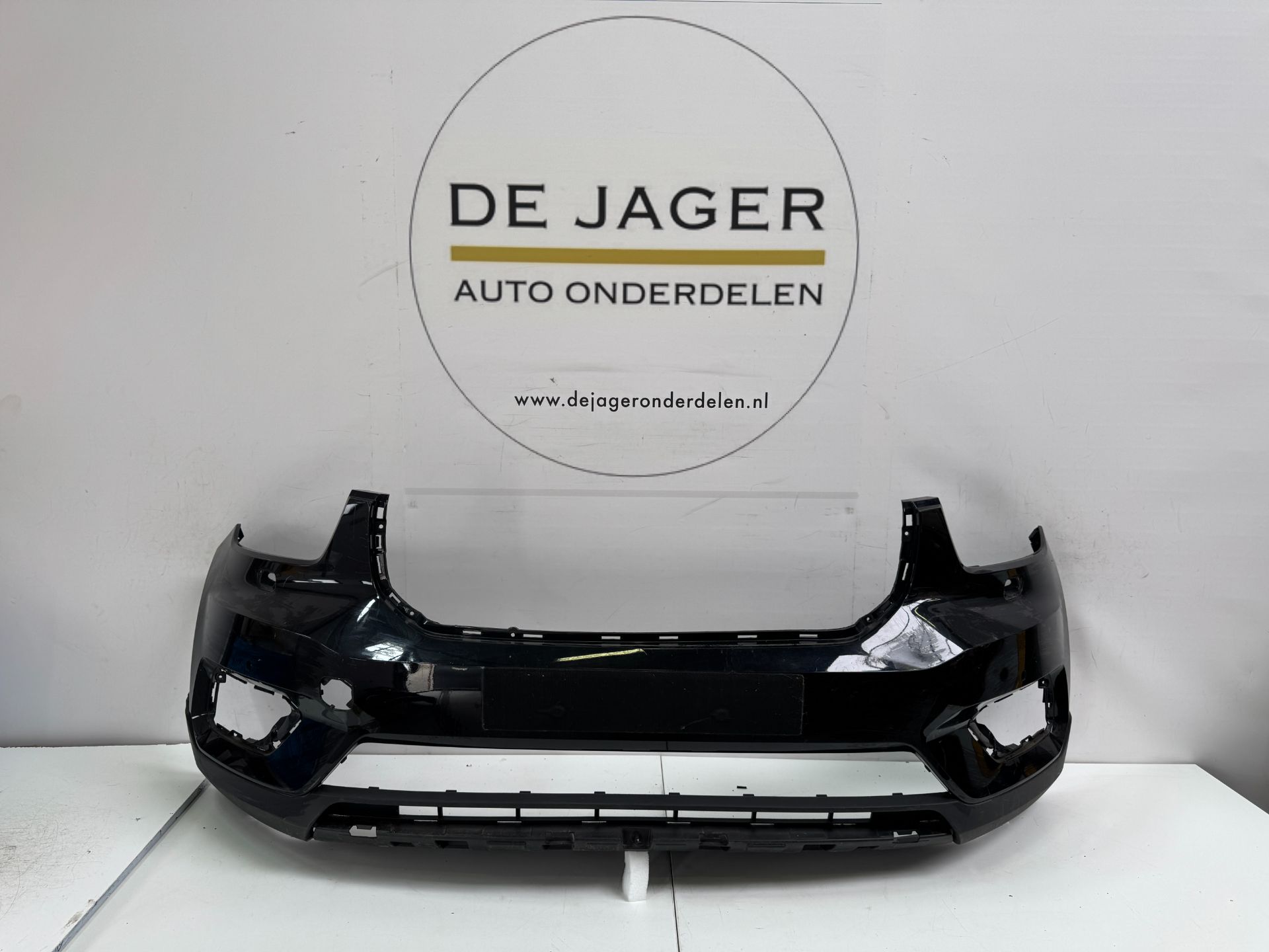 VOLVO XC40 VOORBUMPER BUMPER 31449340 4X PDC 2017-