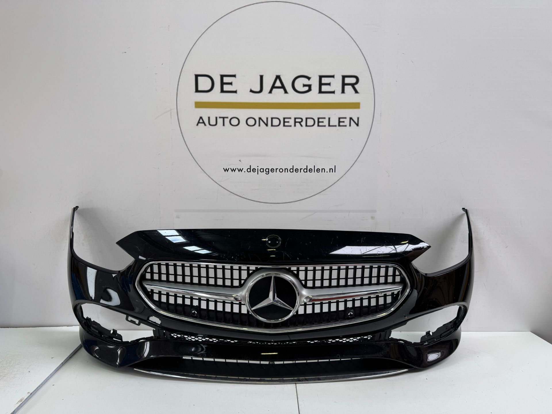 MB C KLASSE W206 VOORBUMPER BUMPER PDC A2068858501 2021-