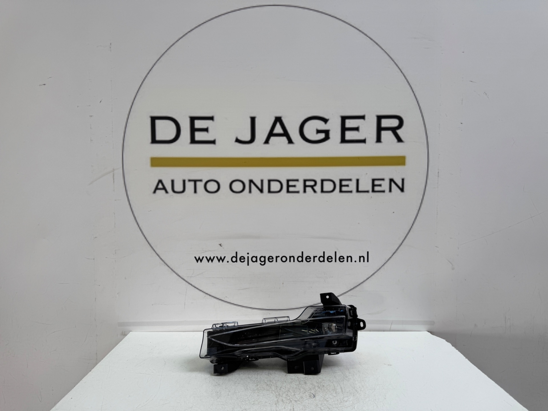 TESLA MODEL 3 NEBELSCHEINWERFER LINKS VORNE 1507932-10-C