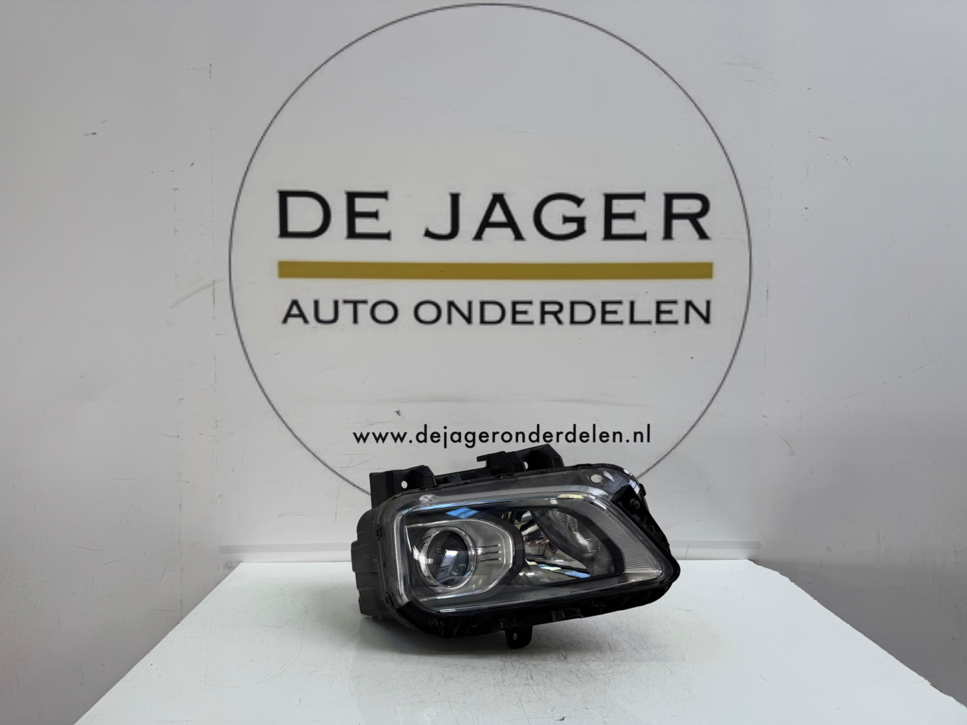 HYUNDAI KONA KOPLAMP RECHTS 92102J9000