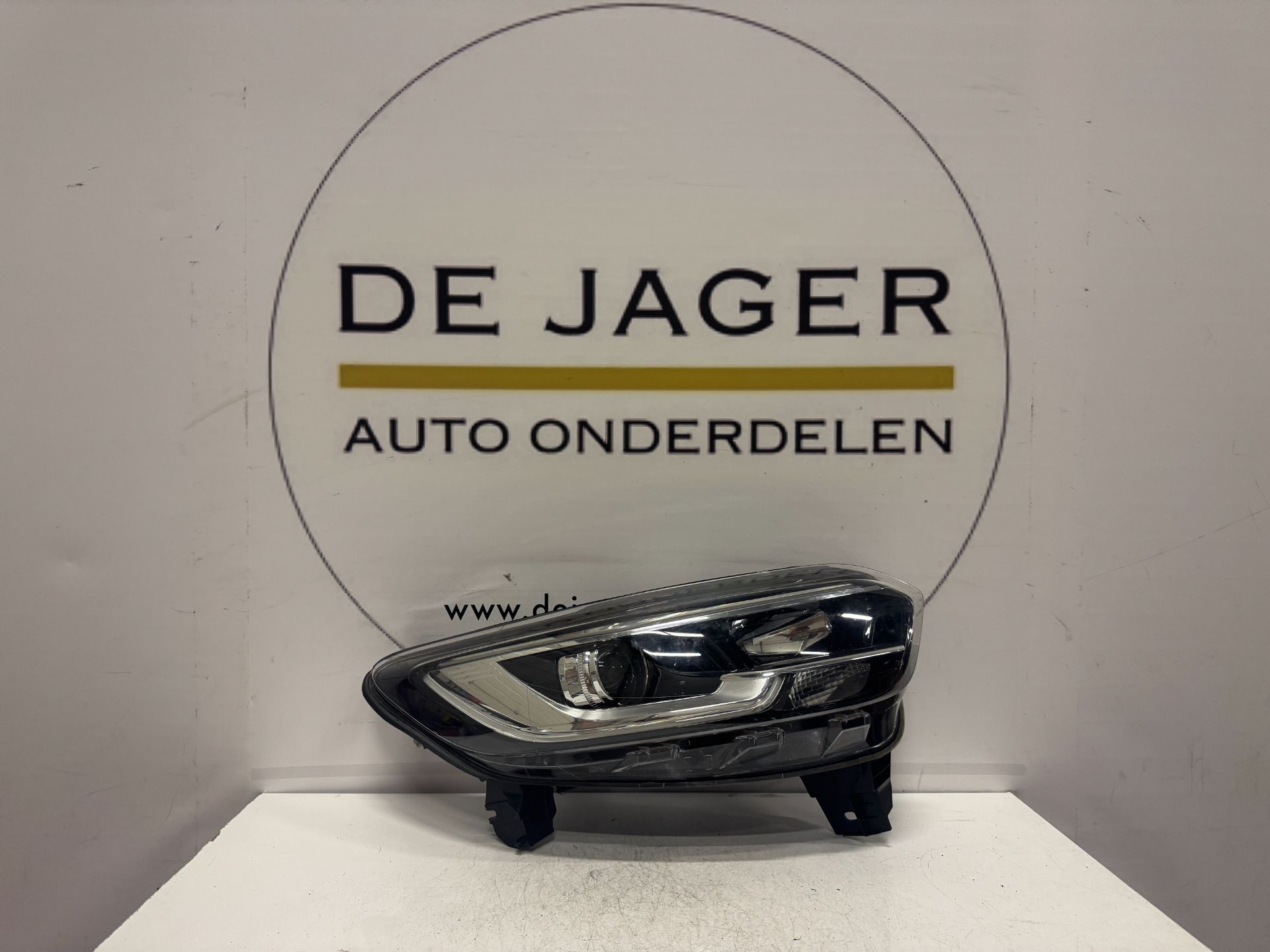 RENAULT KADJAR SCHEINWERFER RECHTS 260103903R