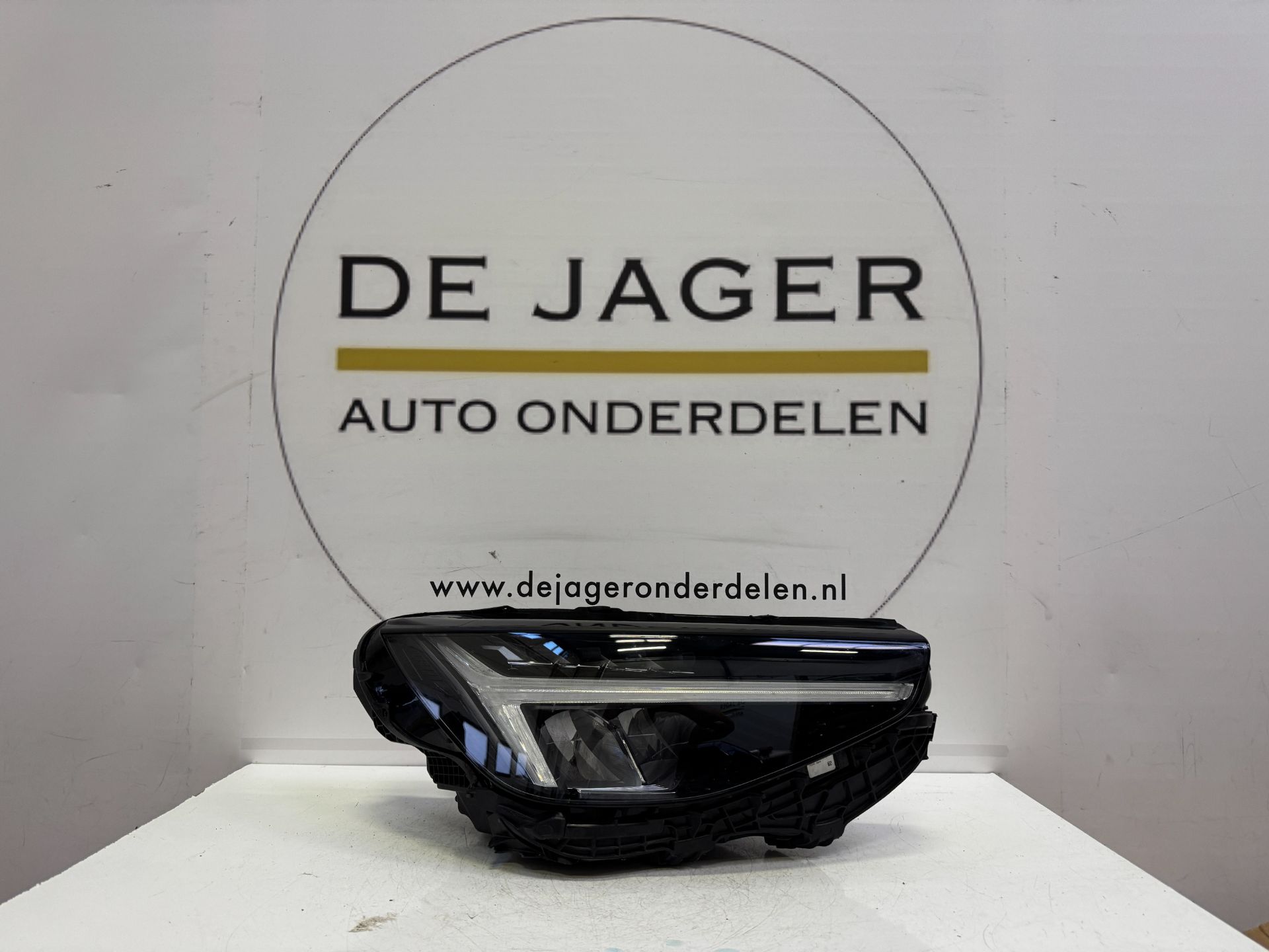 Phare avant droit entièrement à LED pour Volvo XC40 Restylé 32404666