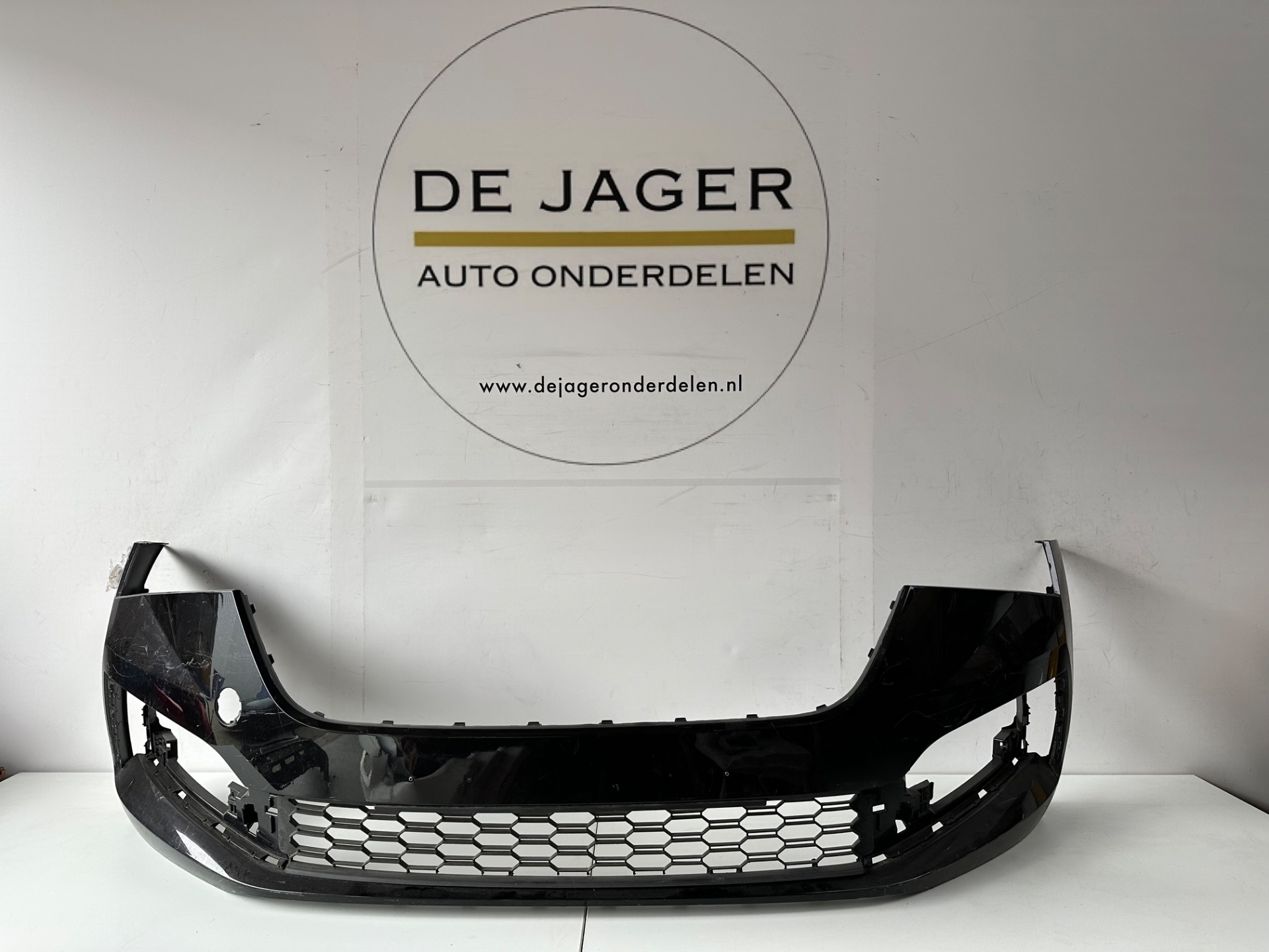 SKODA SCALA 657 FRONT BUMPER BUMPER 657807221