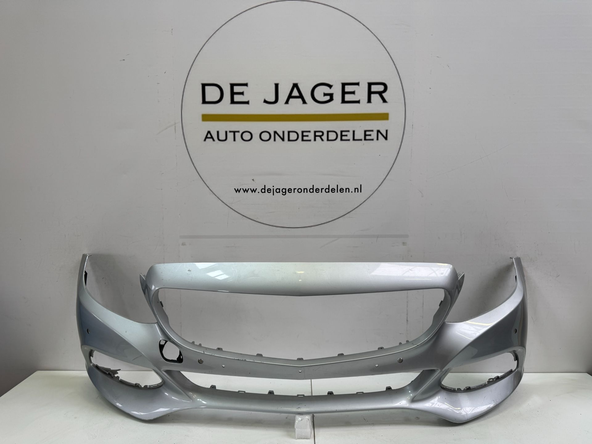 MERCEDES C KLASSE W205 VOORBUMPER BUMPER A2058850125