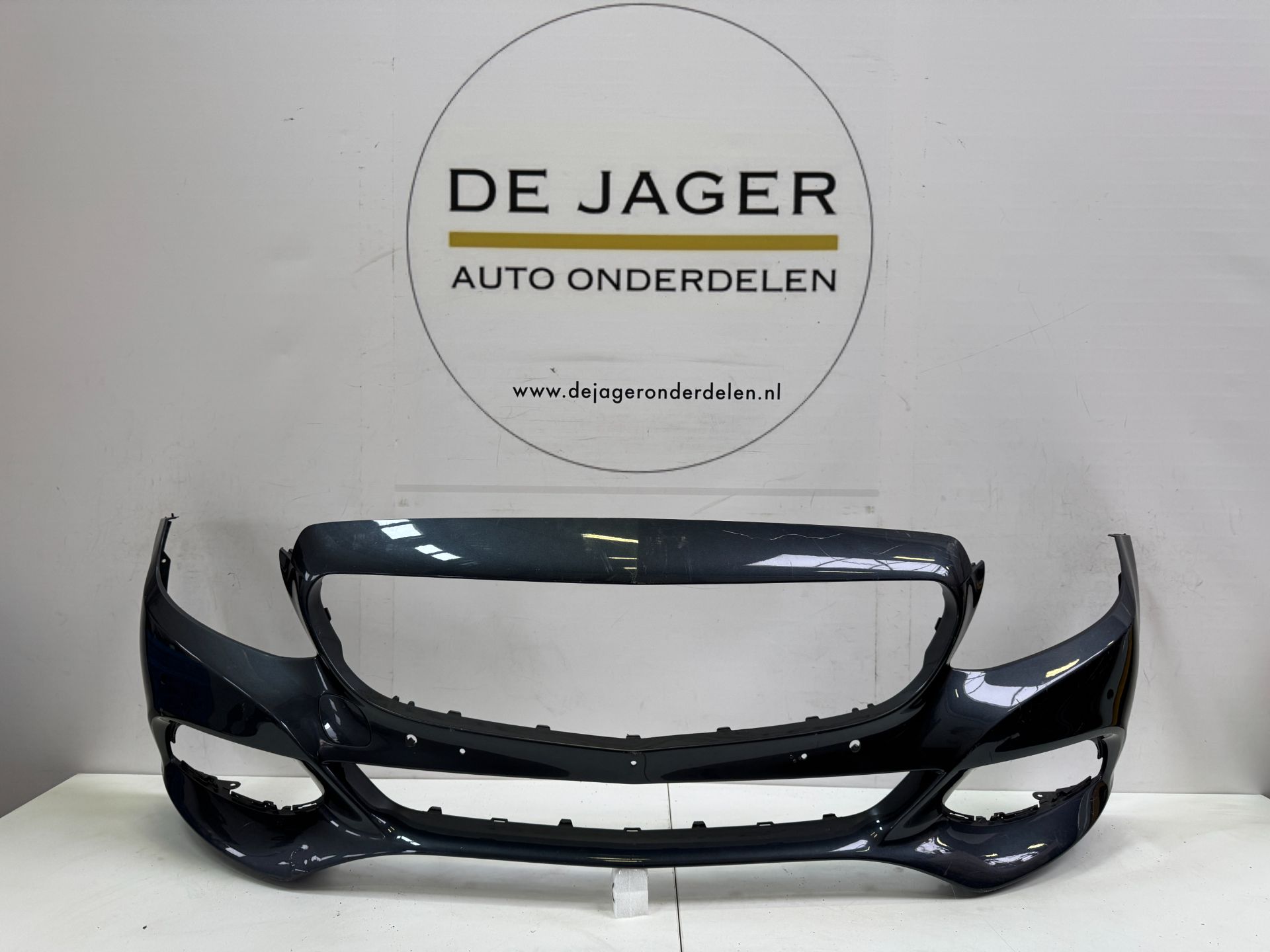 MERCEDES C KLASSE W205 VOORBUMPER BUMPER A2058850125