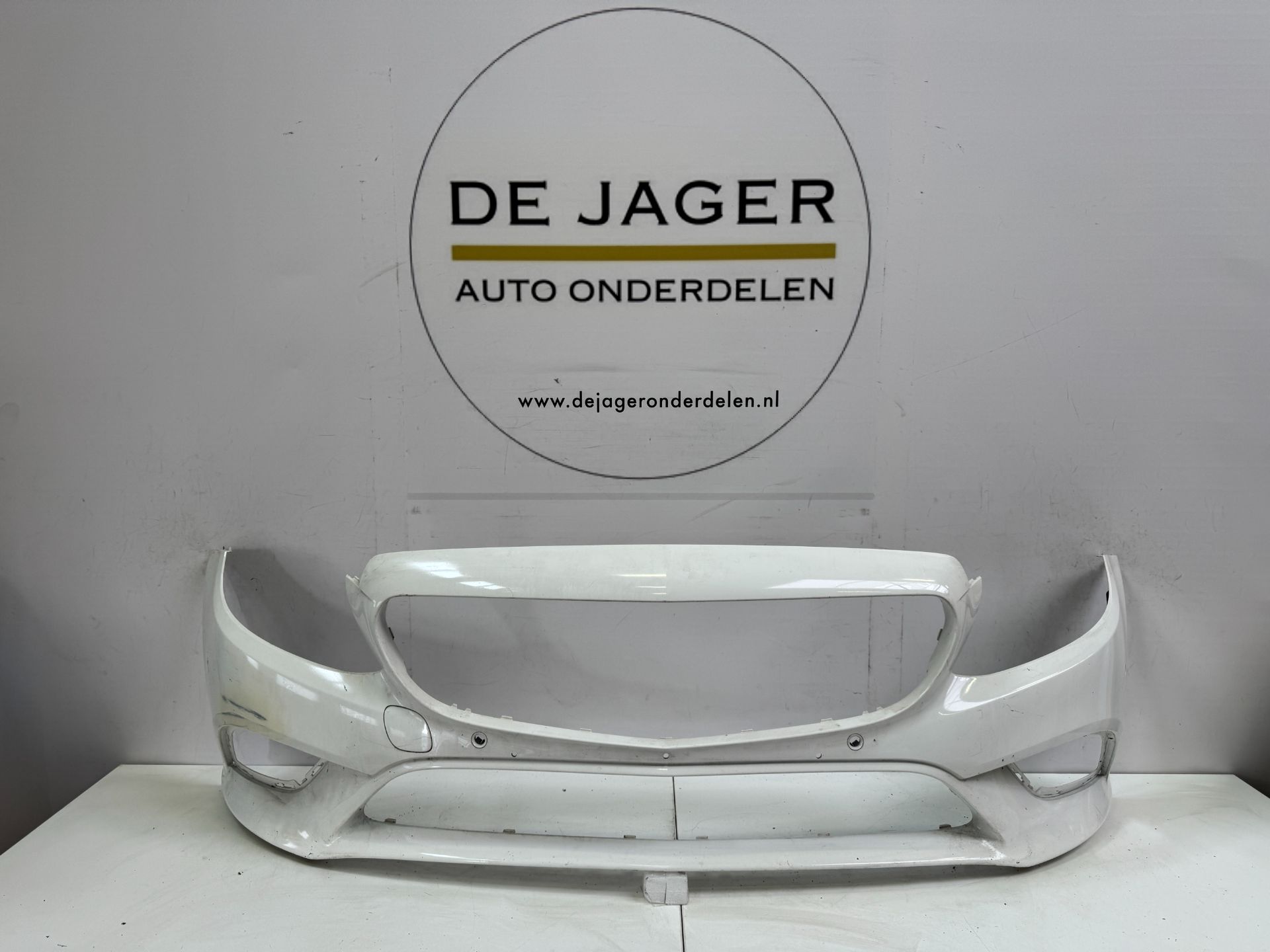 MB C KLASSE W205 FACELIFT VOORBUMPER BUMPER  A2058851101