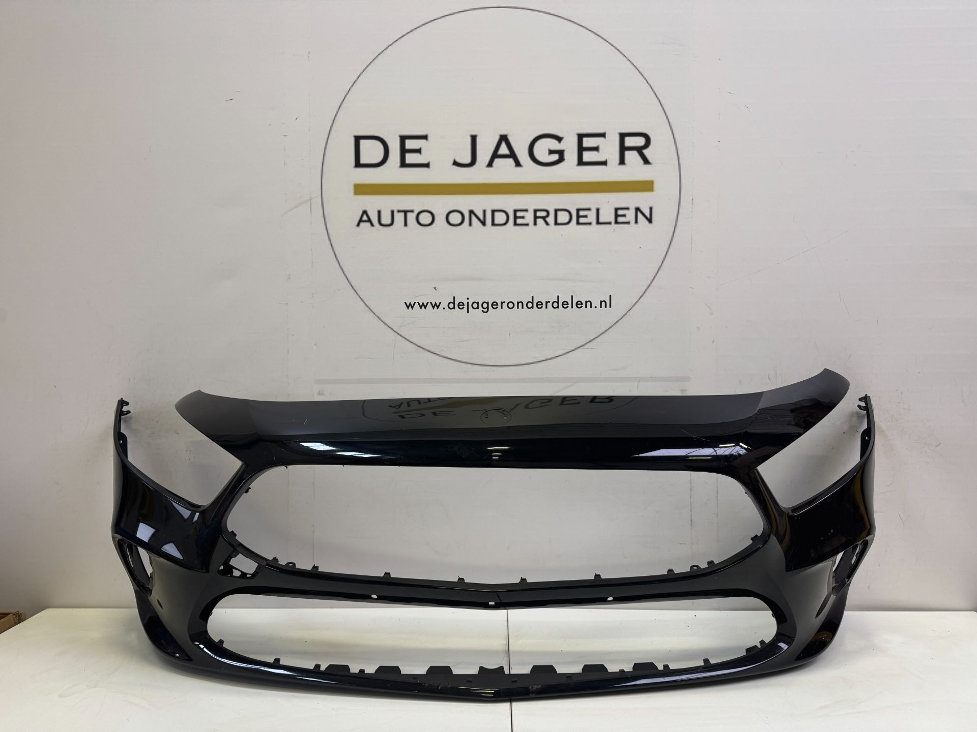 PARE-CHOCS AVANT MERCEDES CLASSE A W177 A1778853600 2018 -