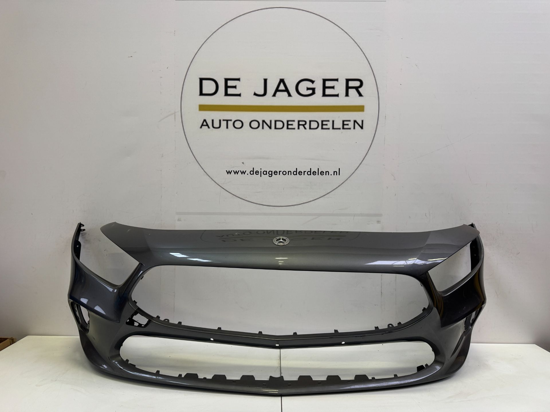 PARE-CHOCS AVANT MERCEDES CLASSE A W177 A1778853600 2018 -