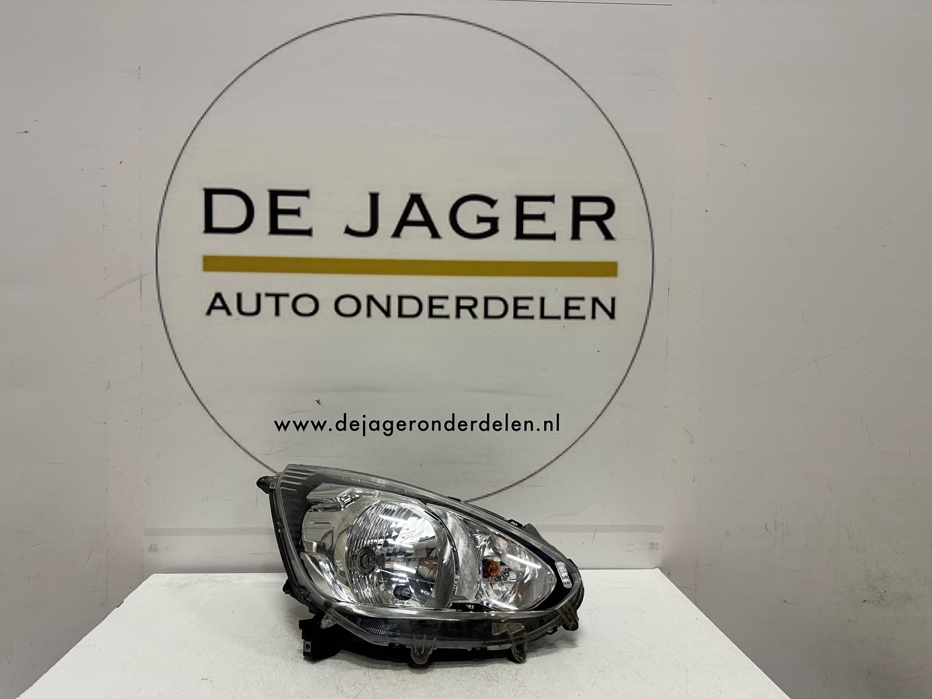 MITSUBISHI SPACE STAR KOPLAMP RECHTS ORIGINEEL 2013-