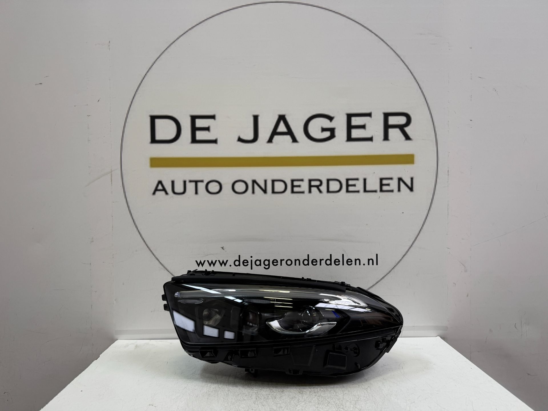 W177 A KLASSE FACELIFT MULTIBEAM KOPLAMP LINKS A1779065904