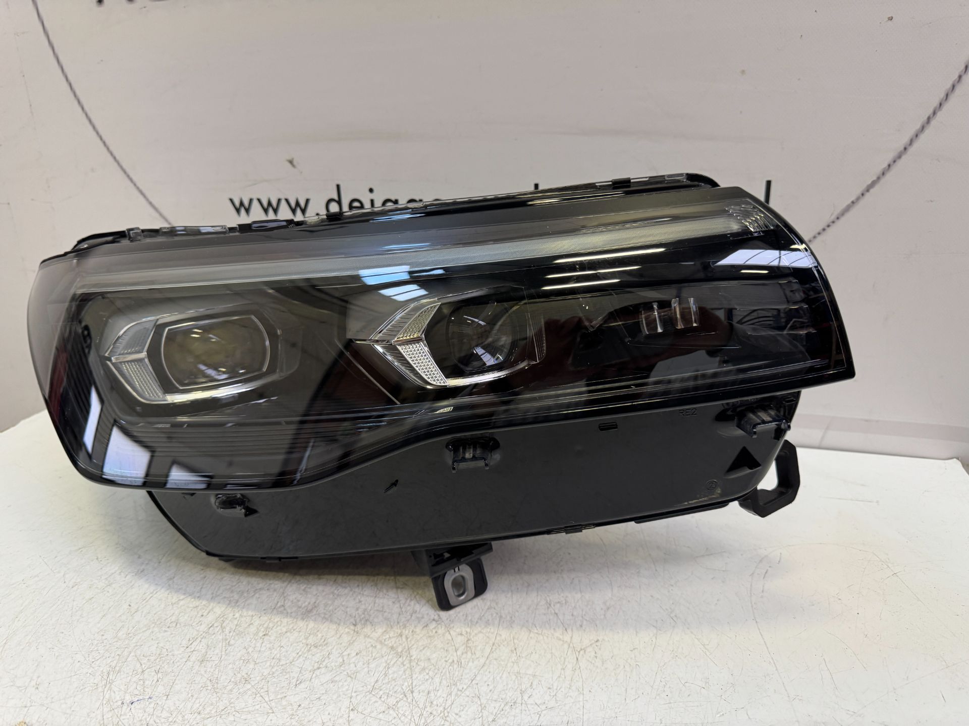 1_68f6332d7c90cc321cc1caf2.jpeg