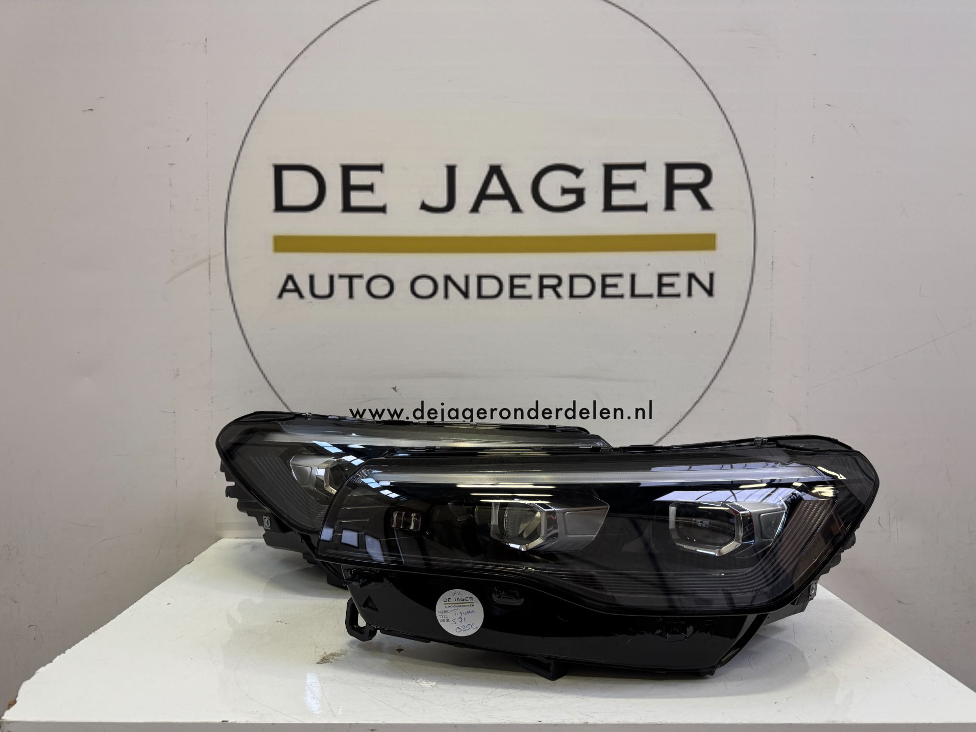 VW TIGUAN 571 VOL LED KOPLAMPEN 571941036C 571941035C COMPL.