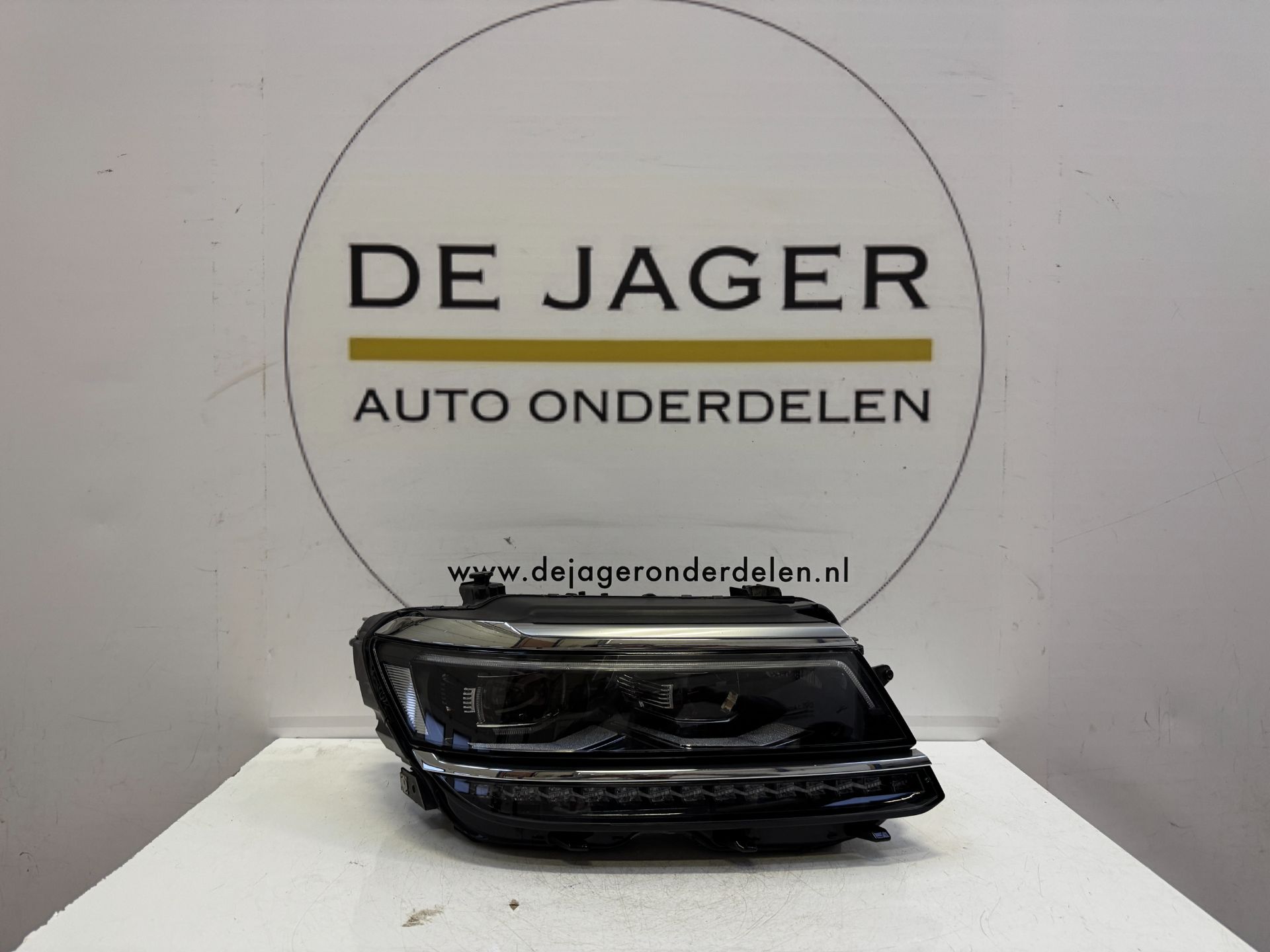 VW TIGUAN 5NA FULL LED ALLSPACE PACK RIGHT 5NN941082C
