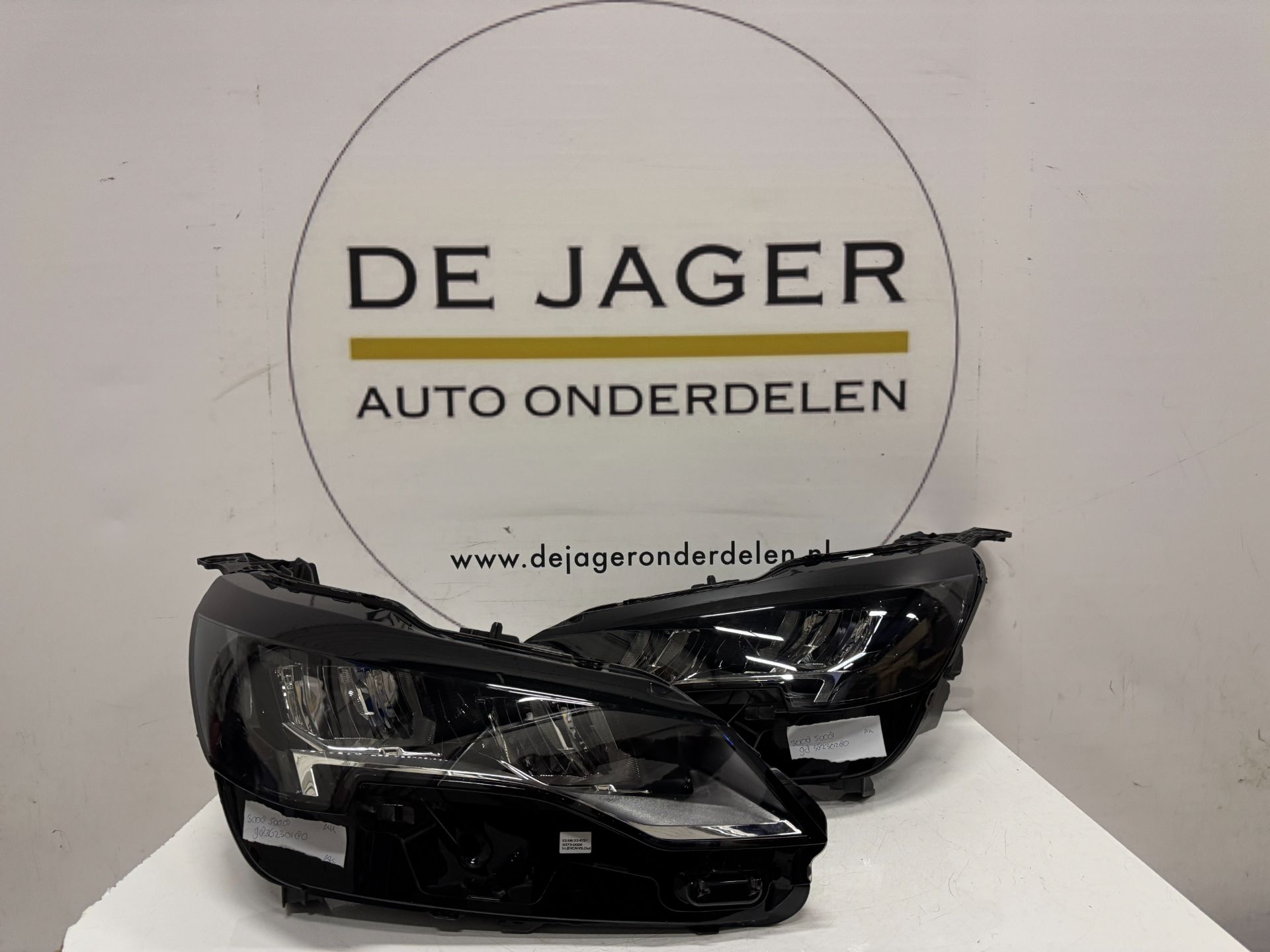 PEUGEOT 3008 5008 LED KOPLAMPEN SET 9836230280 9836230180
