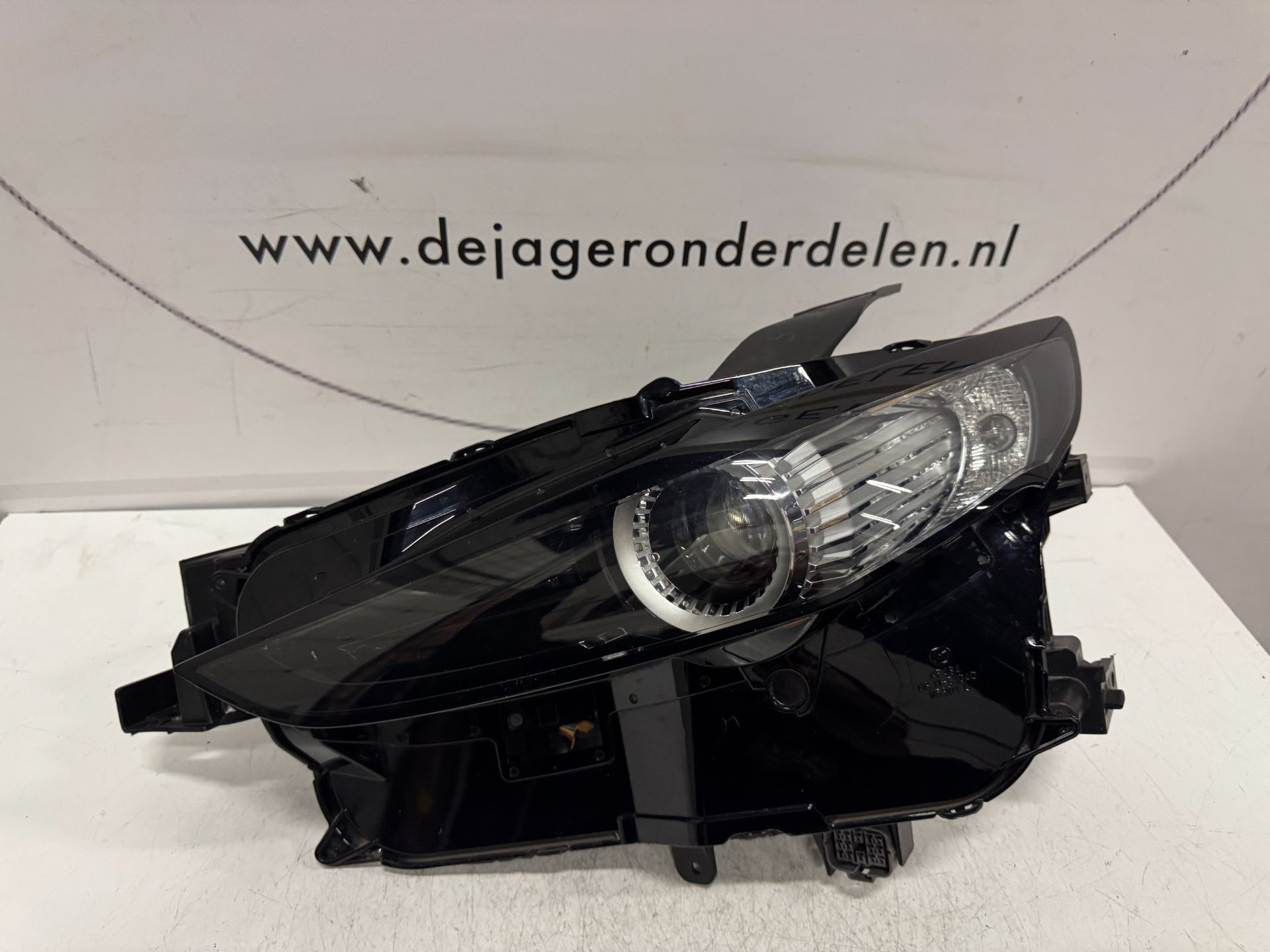 3_68f90becde045c64f9608282.jpeg