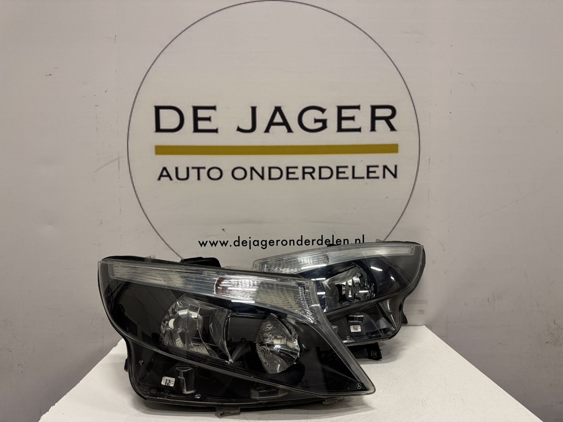 W447 VITO HALOGEEN KOPLAMPEN SET A4479067700 A4479067800