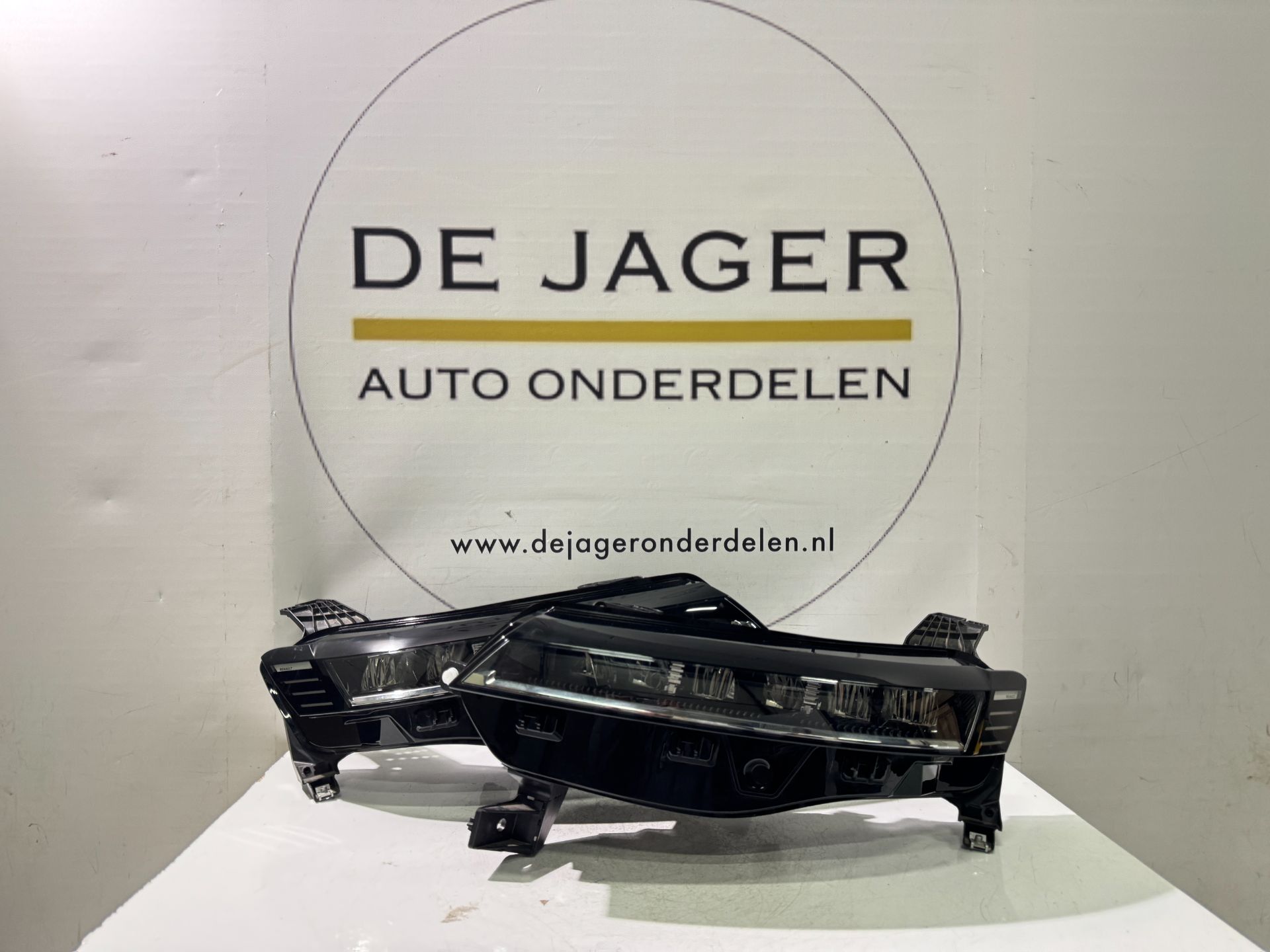 RENAULT MEGANE E-TECH LED KOPLAMPEN 260602229R 260105882R 22