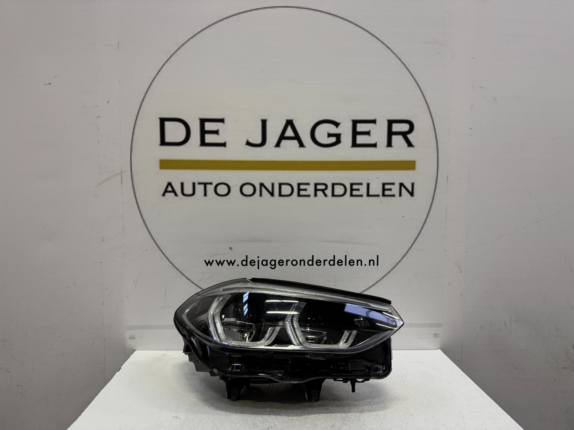 BMW X3 X4 G01 G02 ADAPTATIVE LED KOPLAMP DROIT 8739654-01