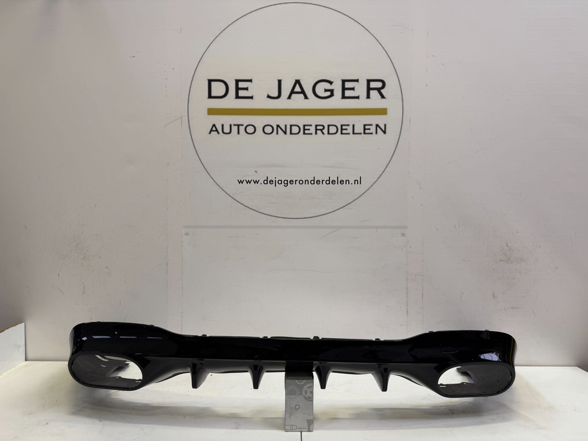 CLA W118 35 45 AMG DIFFUSER ACHTERBUMPER SPOILER A1188850402