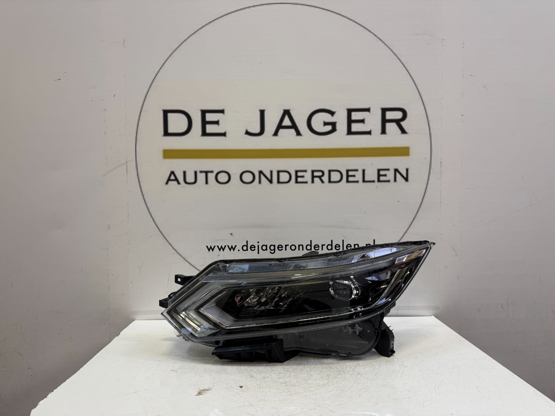 NISSAN QASHQAI J11 FACELIFT VOL LED KOPLAMP LINKS 100-19011