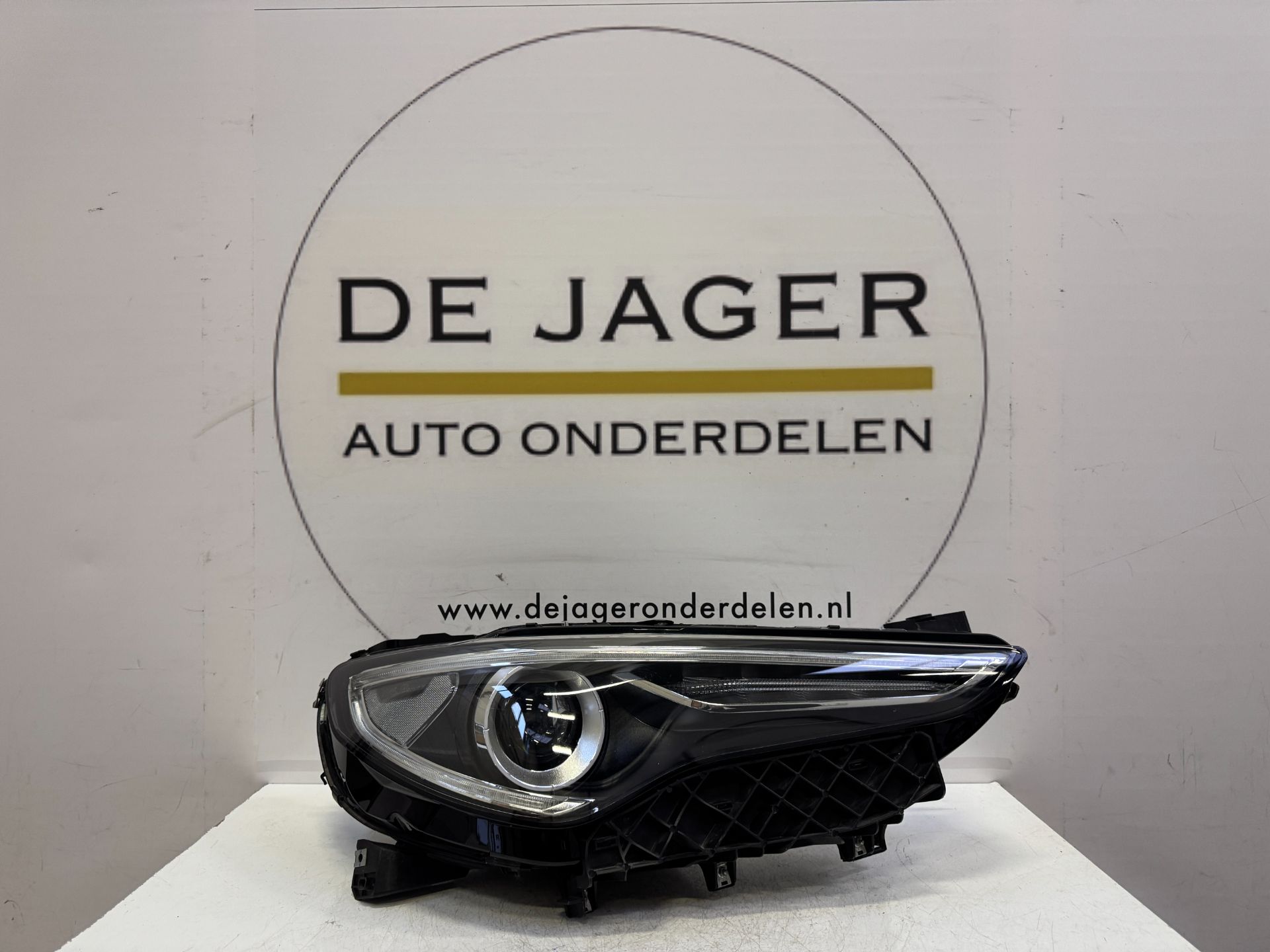 ALFA ROMEO STELVIO KOPLAMP XENON LED COMPL RECHTS 50563959