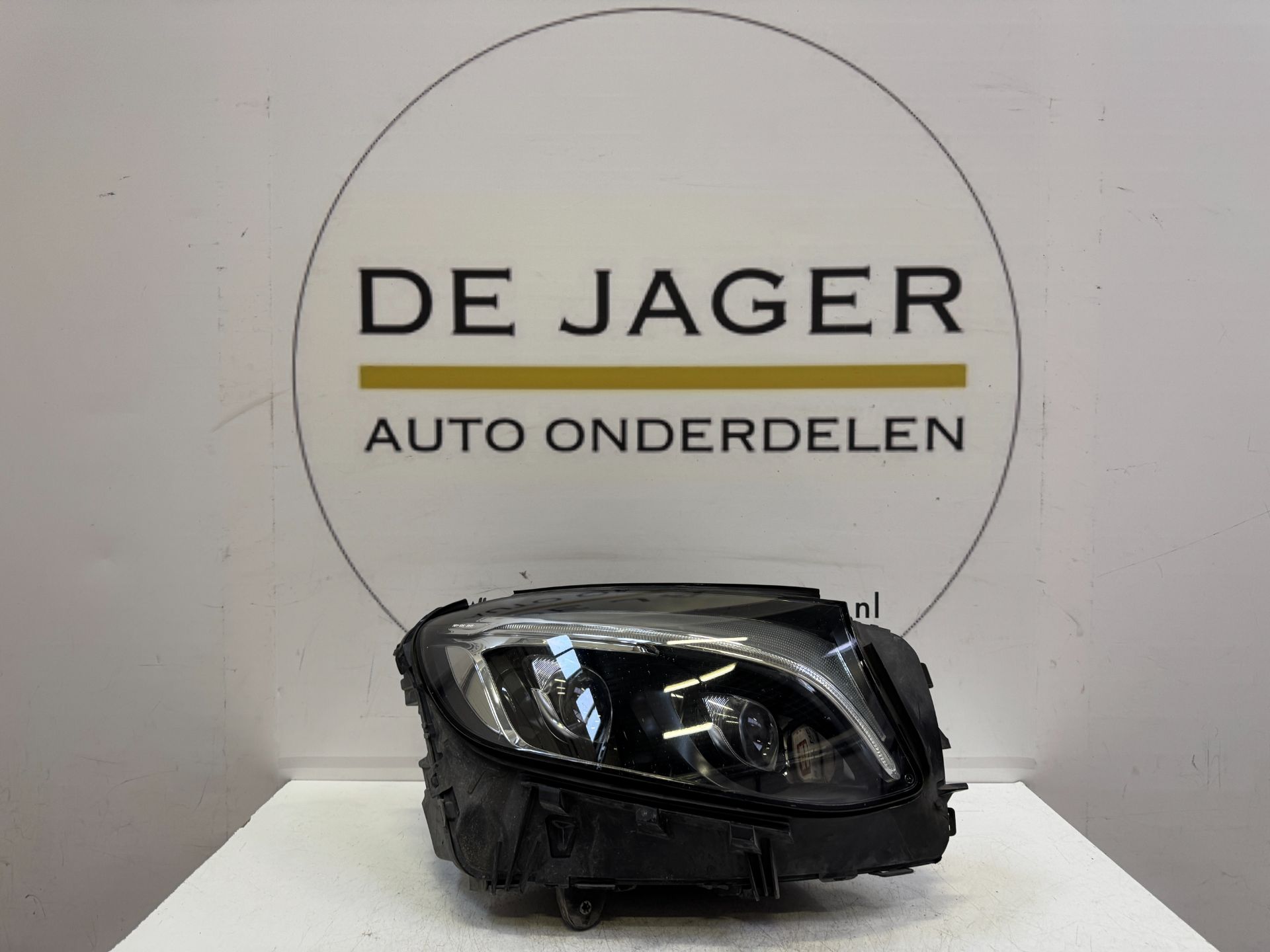 MB GLC W253 ILS VOL LED KOPLAMP RECHTS A2539065801