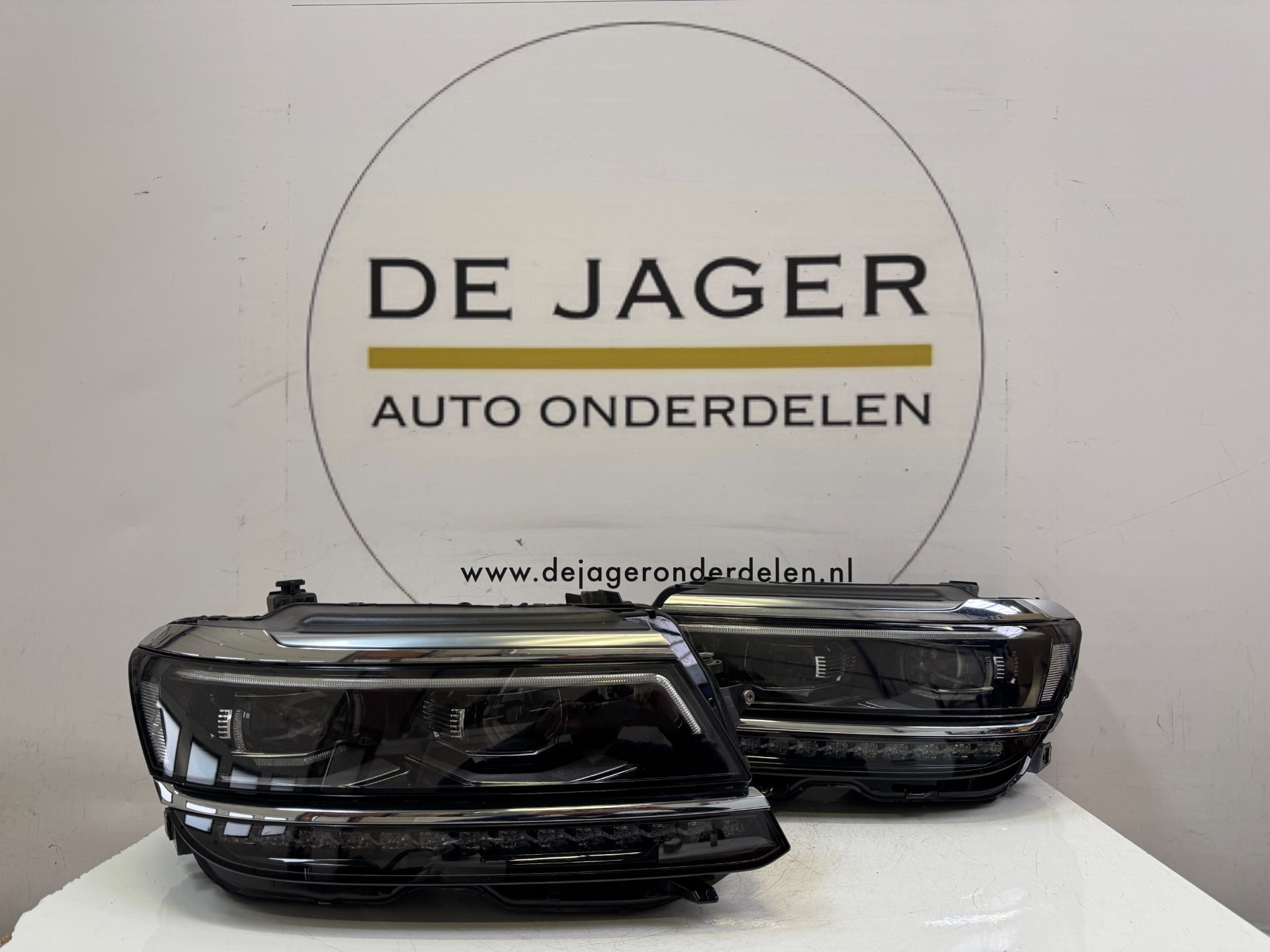 VW TIGUAN 5NA 5NB Voll-LED-Scheinwerfer rechts 5NB941082A
