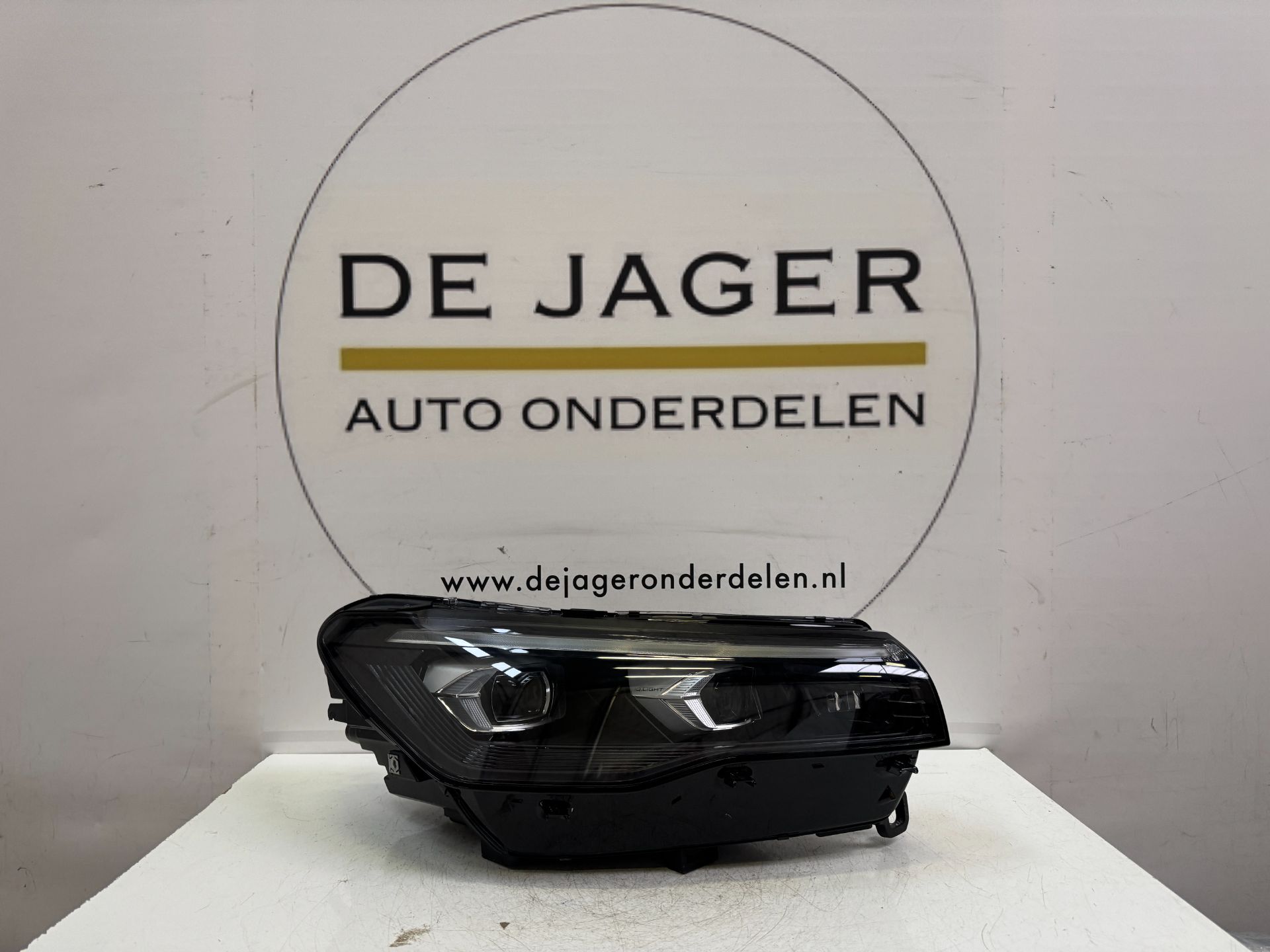 VW TIGUAN IQ LIGHT LED HEADLIGHT RIGHT COMPLETE 571941060D