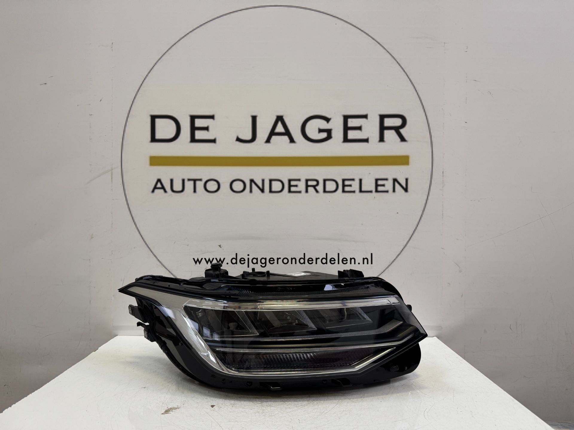 VW TIGUAN 5NB FACELIFT FULL LED HEADLIGHT RIGHT 5NB941036C