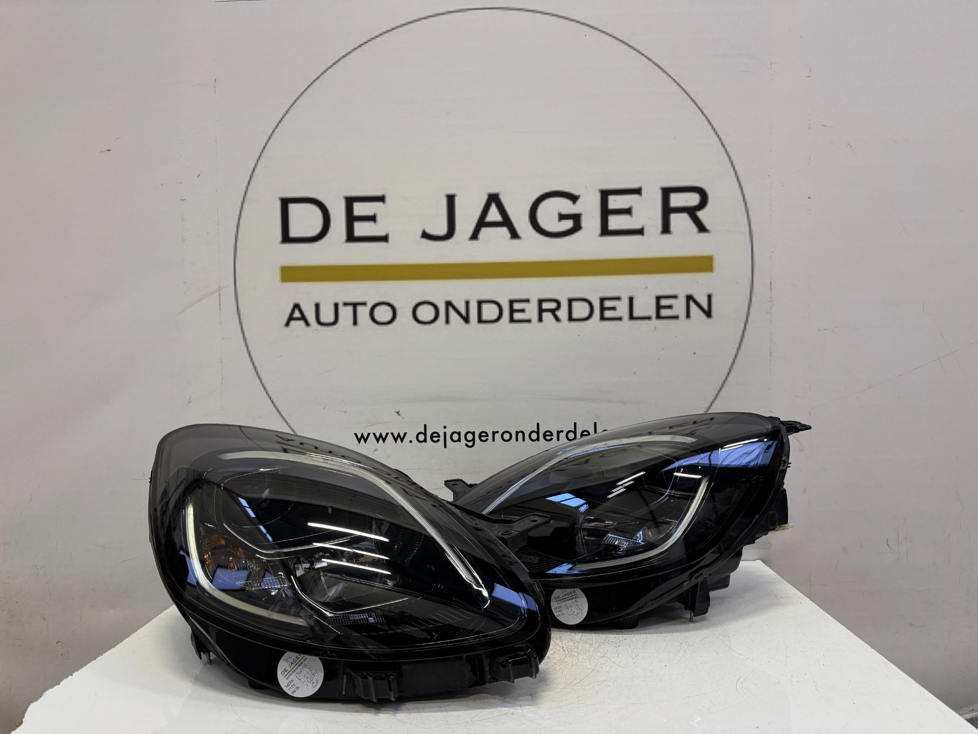 FORD PUMA II LED KOPLAMPEN SET L1TB-13E015-GH L1TB-13E014-GH