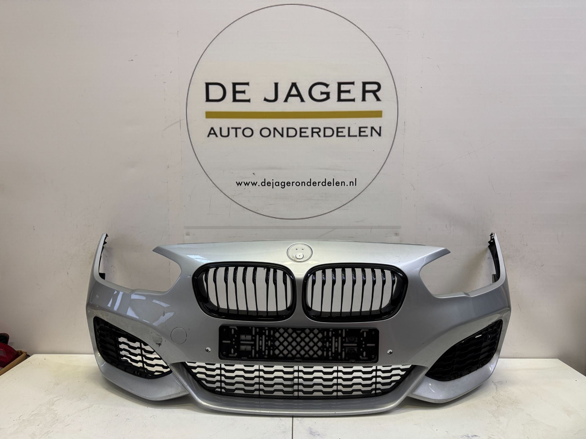 BMW F20 1 SERIE M FACELIFT VOORBUMPER BUMPER COMPLEET 15 -