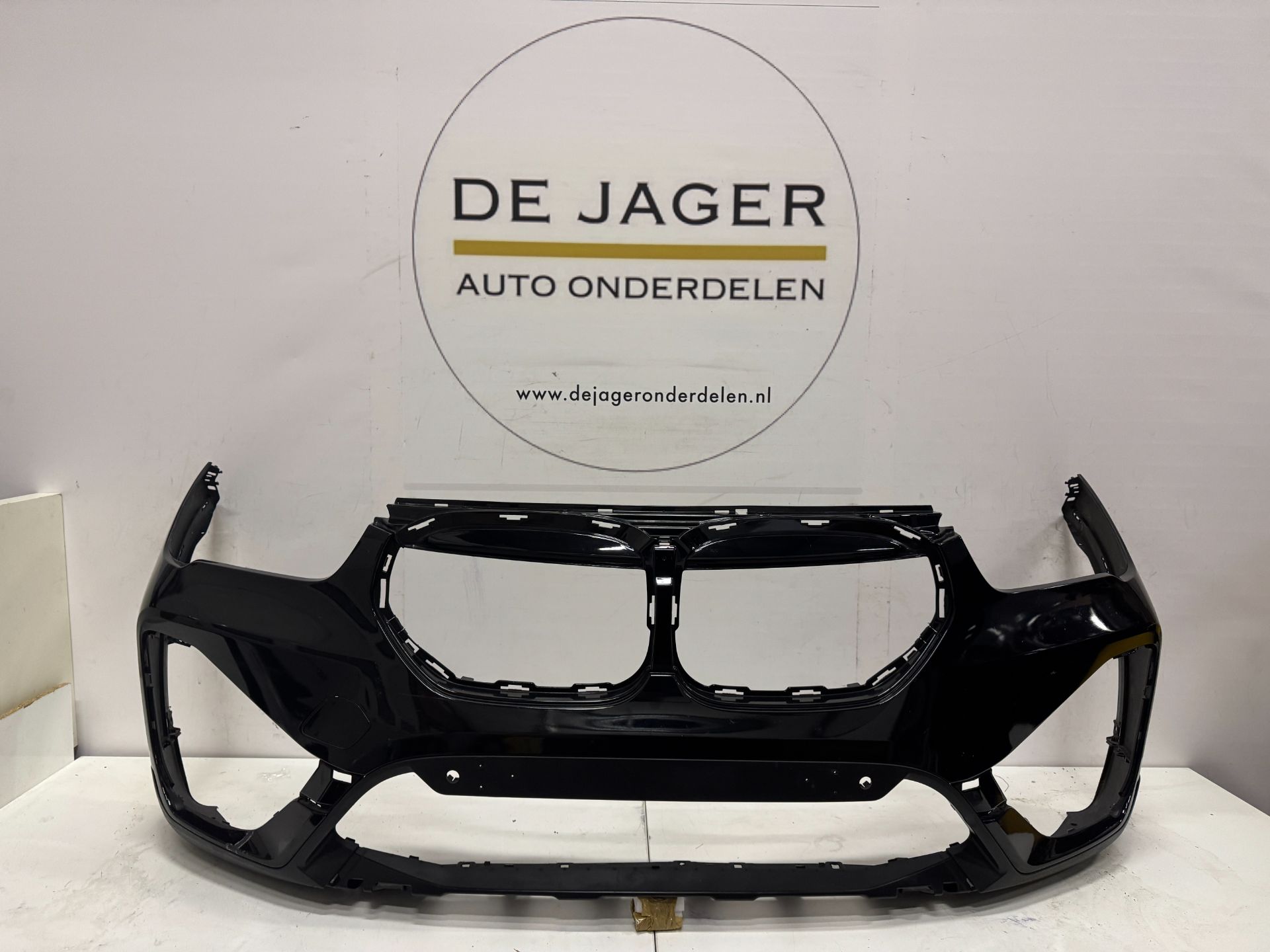 BMW X1 F48 LCI FACELIFT VOORBUMPER BUMPER 668 2019-