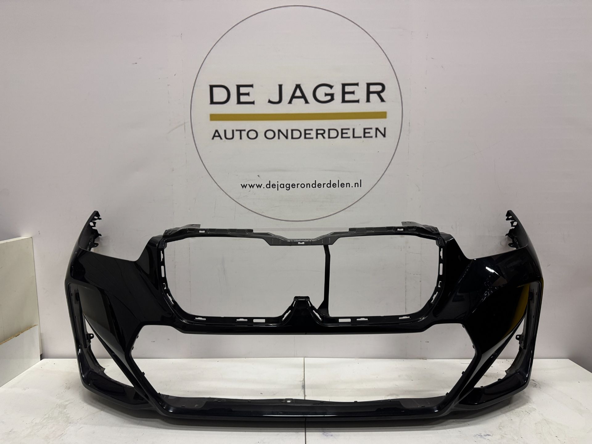 BMW X1 U11 SPORT VOORBUMPER BUMPER 2022-