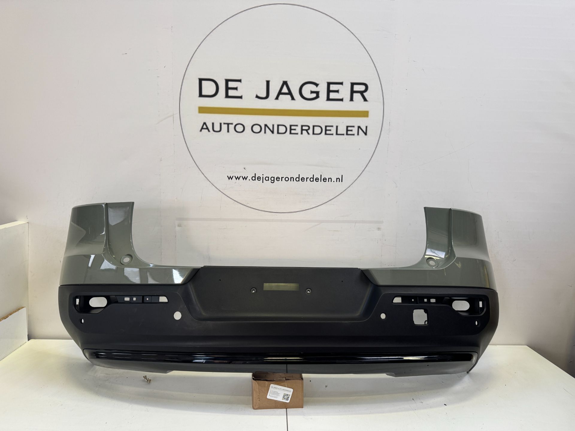 Pare-chocs arrière Volvo XC40 31449333 32273900 31449336