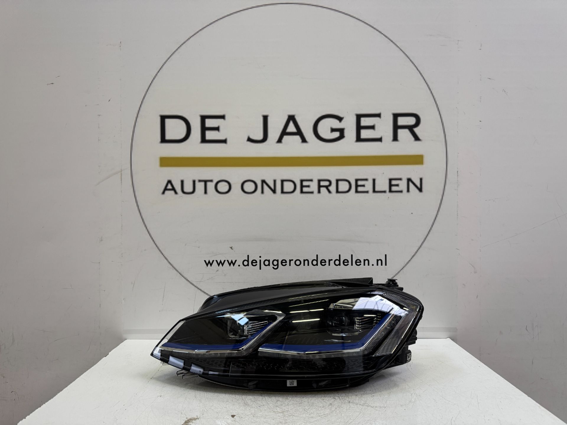 VW GOLF 7 FACELIFT 7.5 GTE HEADLIGHT LEFT 5G1941035N