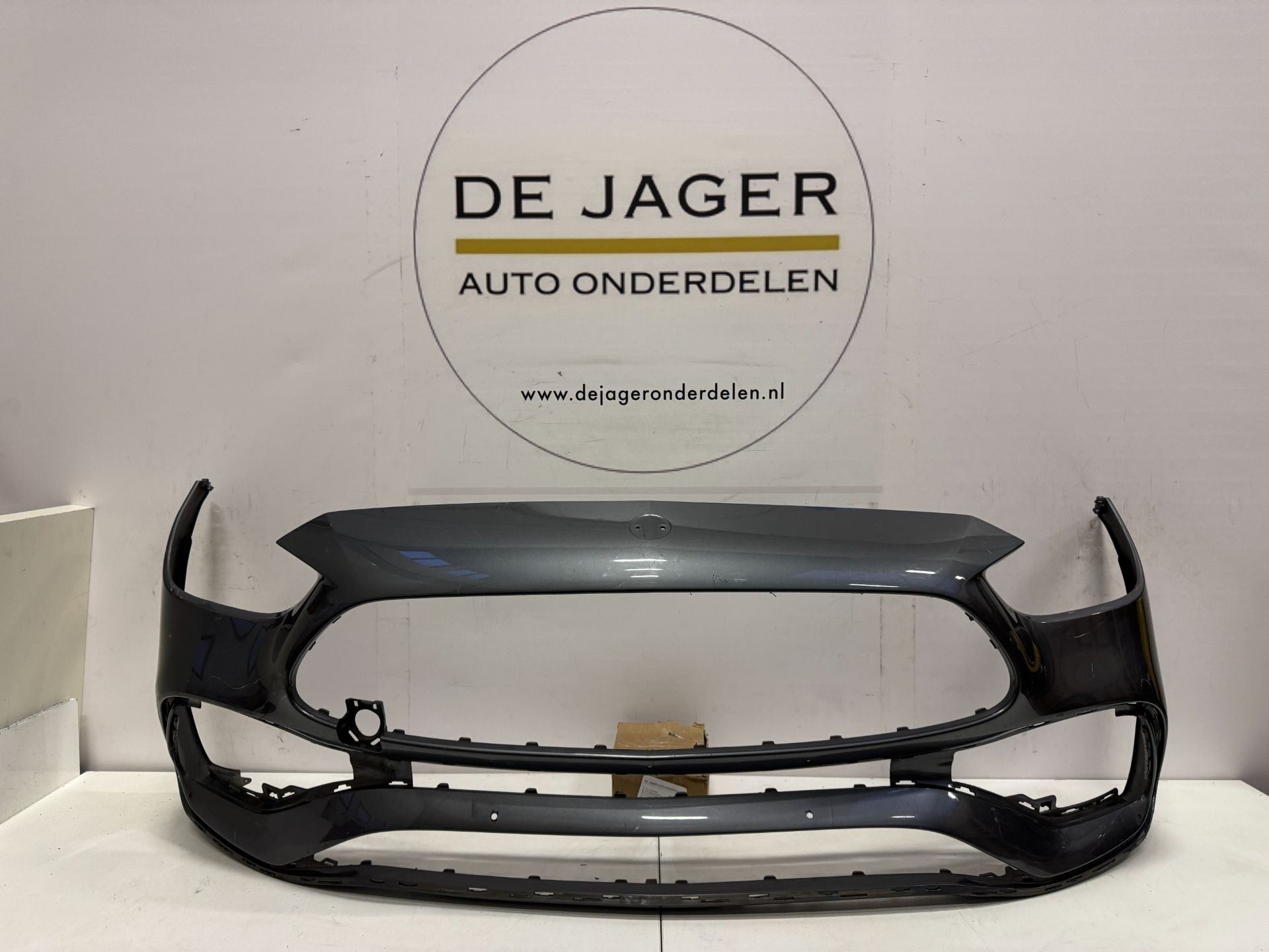 MB C KLASSE W206 AMG VOORBUMPER BUMPER PDC A2068858401 2021-
